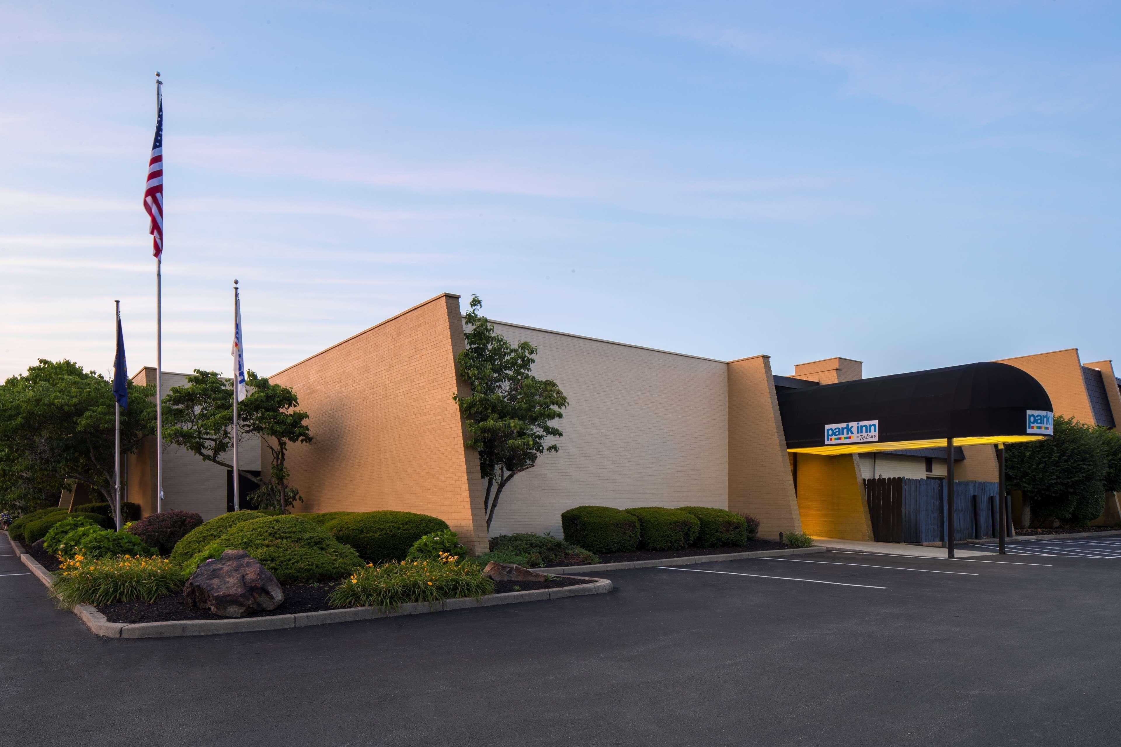 Park Inn by Radisson Sharon, PA - Image 1
