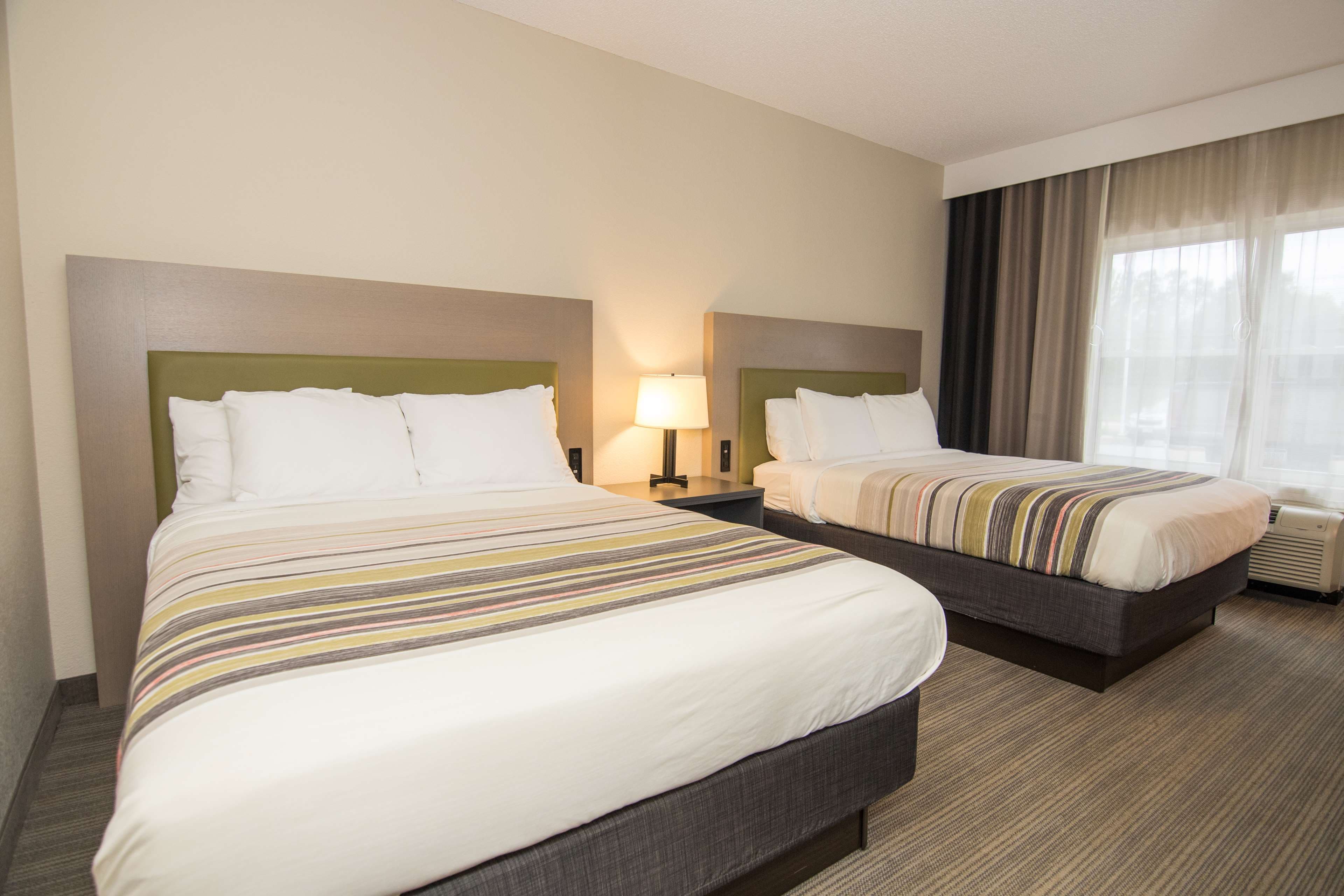 Country Inn & Suites by Radisson, Lehighton-Jim Thorpe, PA — 26