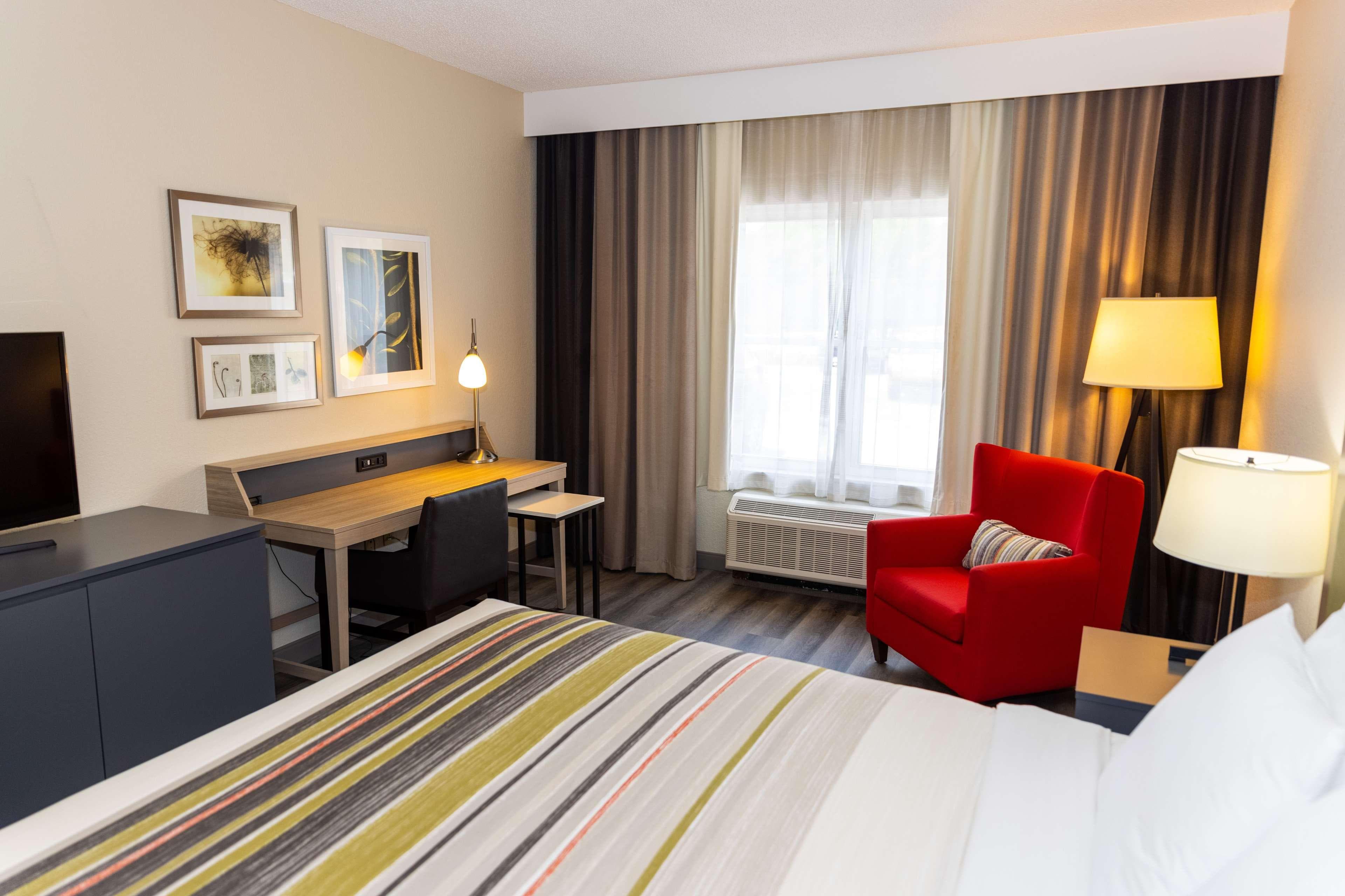 Country Inn & Suites by Radisson, Lehighton-Jim Thorpe, PA — 3