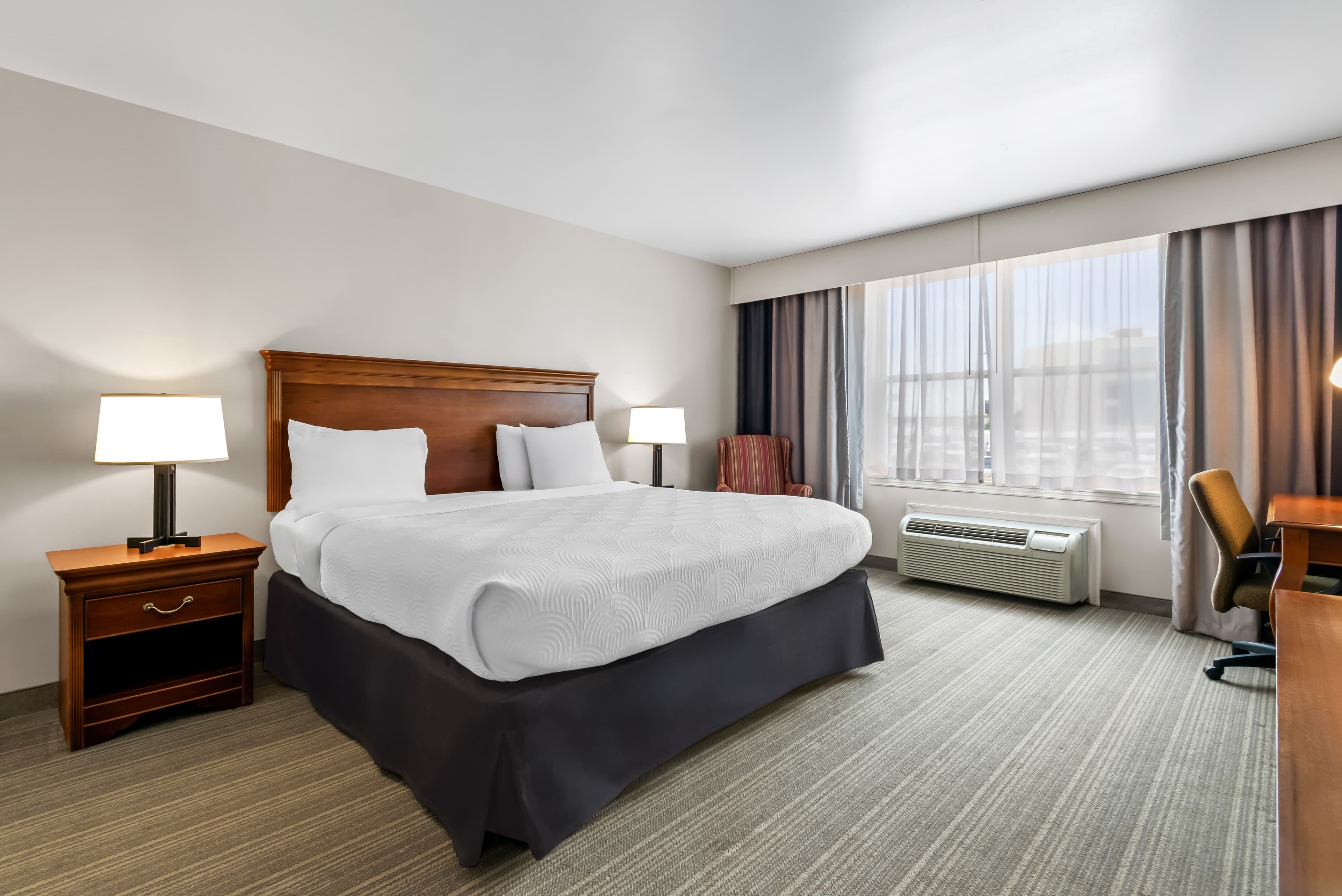 Country Inn & Suites by Radisson, Chambersburg, PA - Image 2