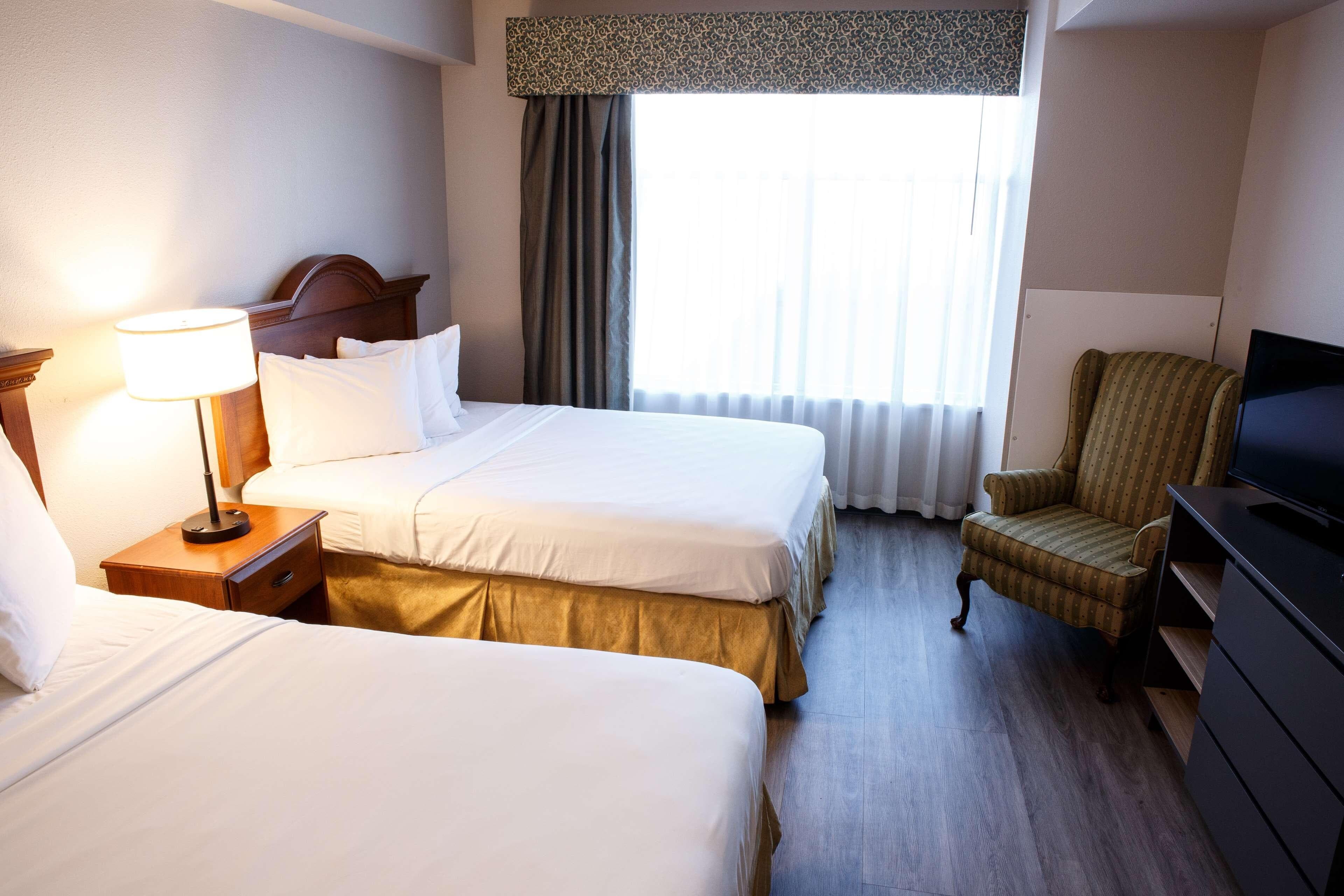 Country Inn & Suites by Radisson, Harrisburg West Mechanicsburg — 10