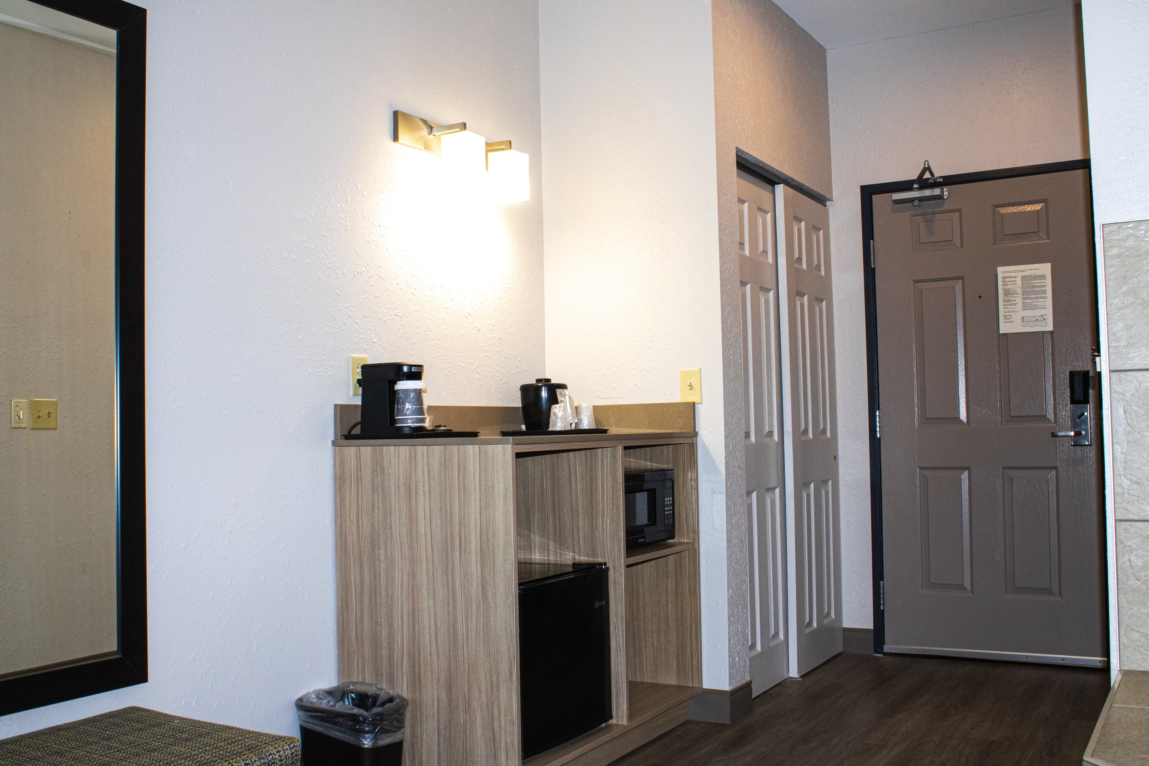 Country Inn & Suites by Radisson, Carlisle, PA — 13