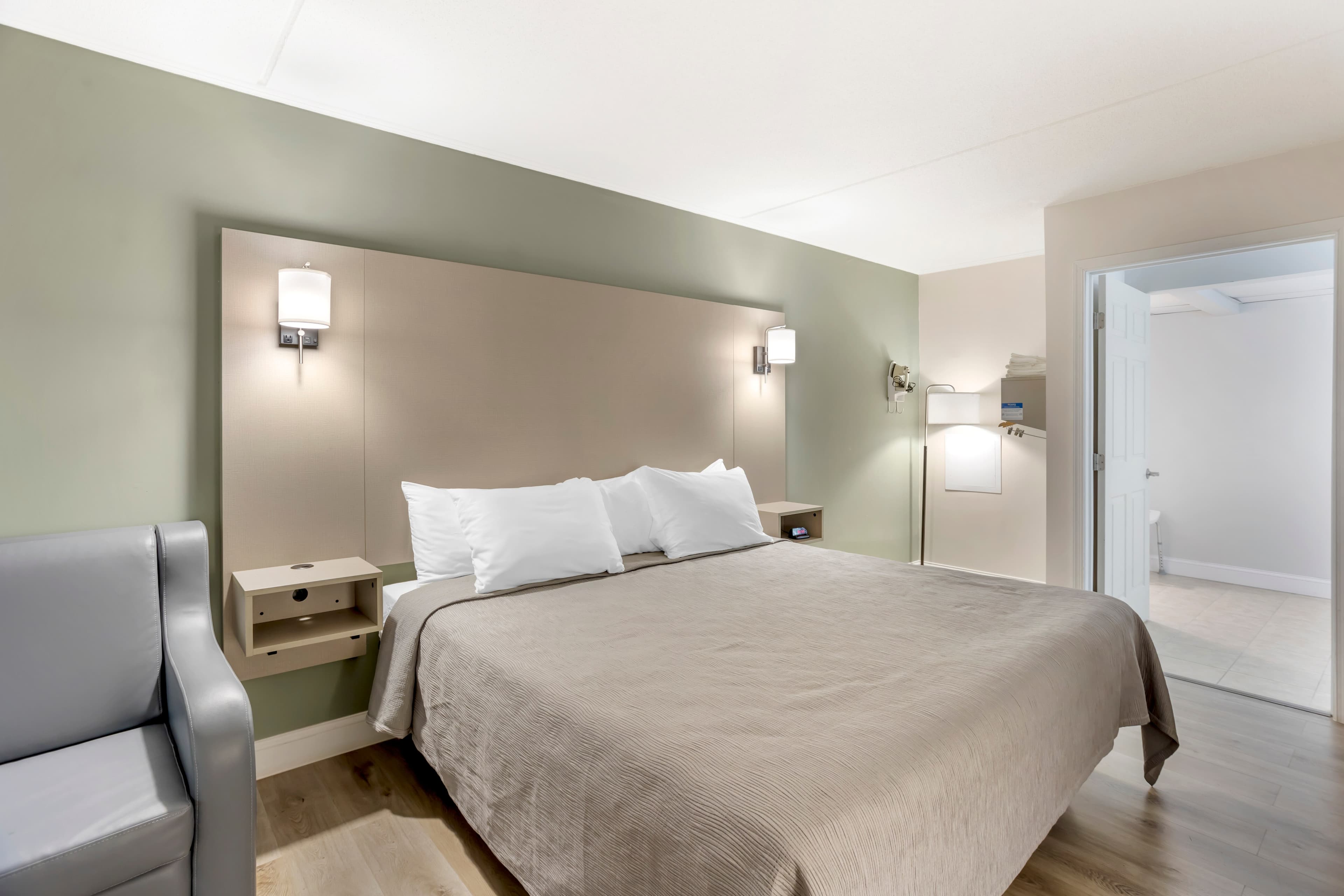 Quality Inn Smoketown - Lancaster Area — 10