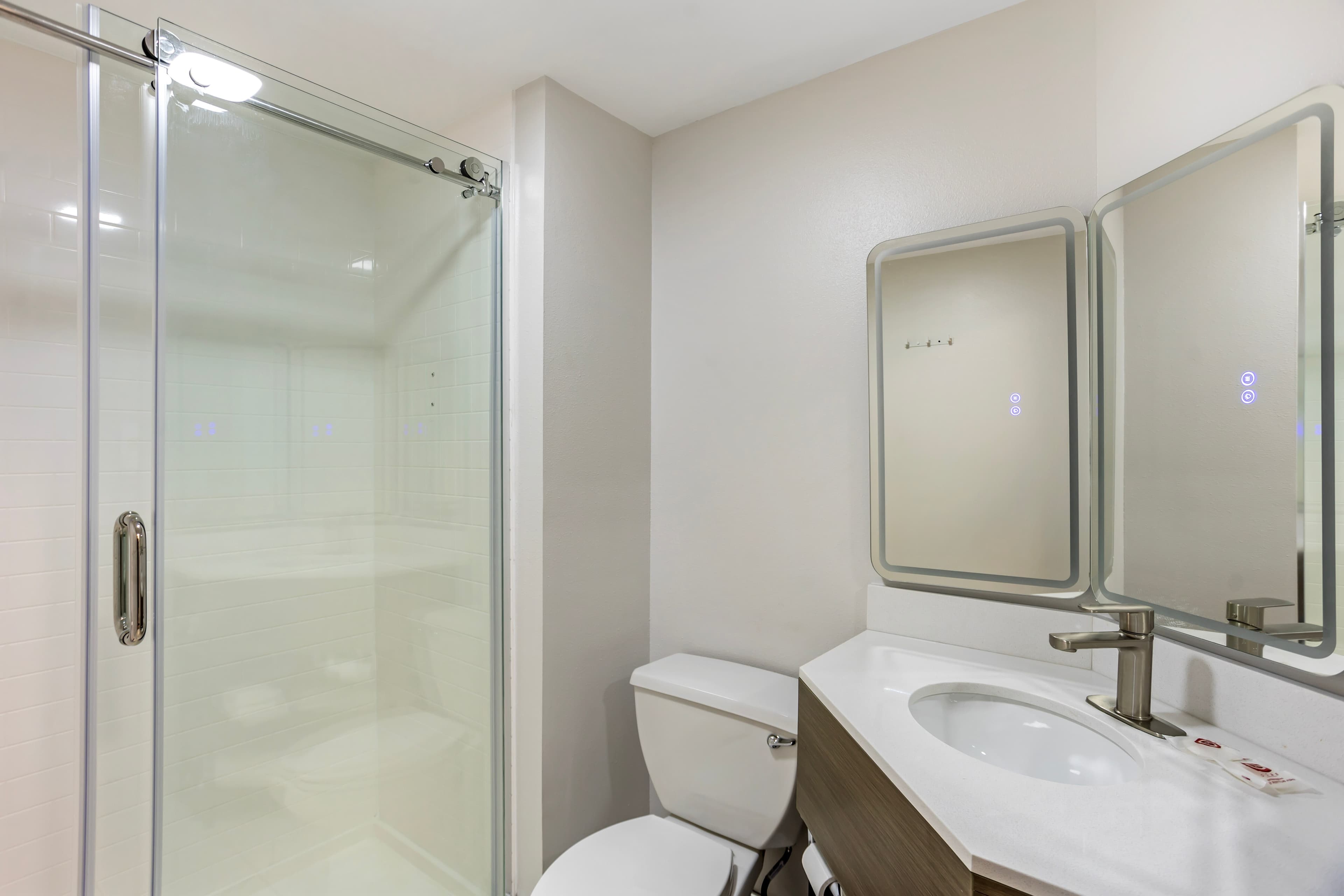 Comfort Inn & Suites Harrisburg-Hershey North - Image 5