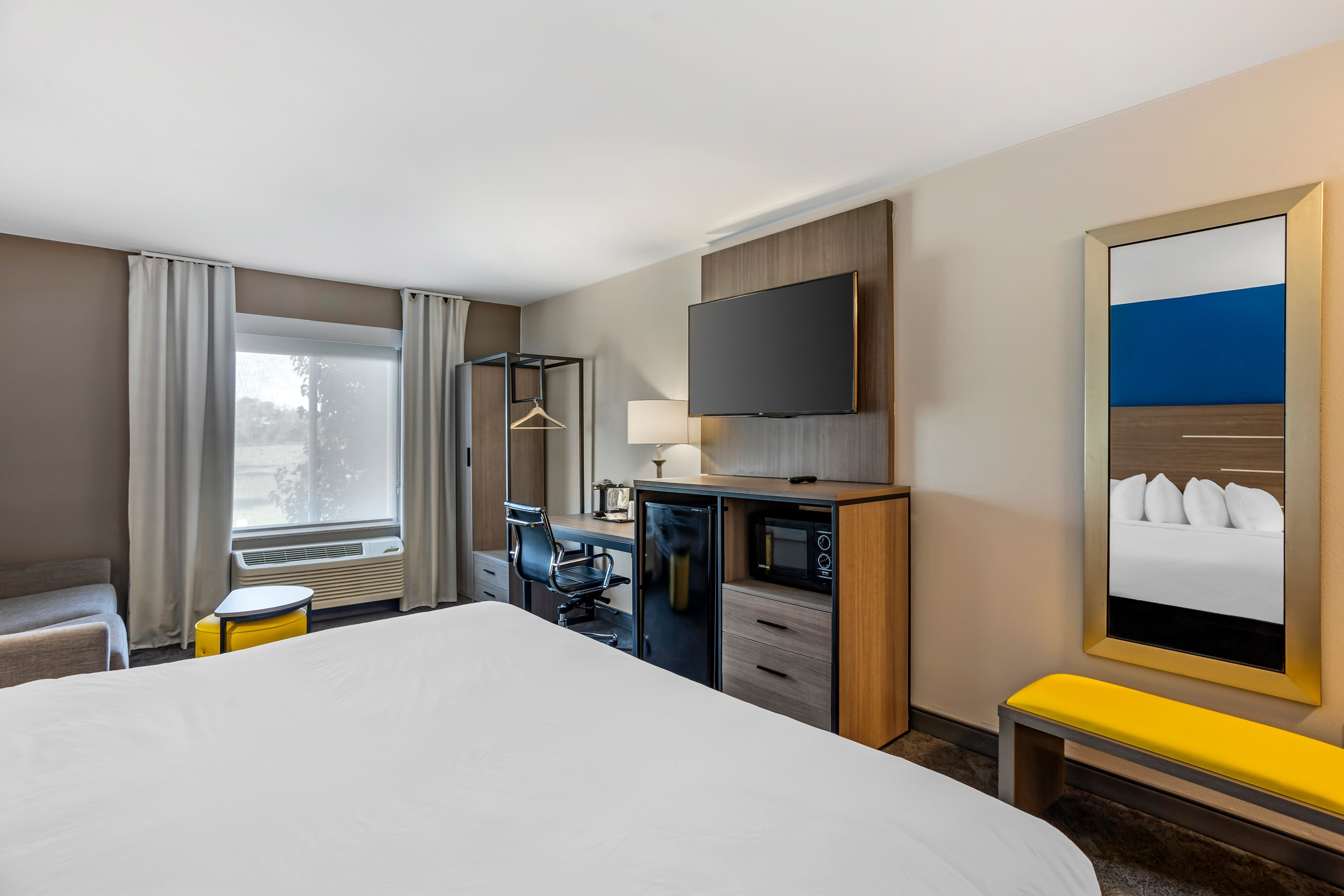 Comfort Inn & Suites Harrisburg-Hershey North — 19