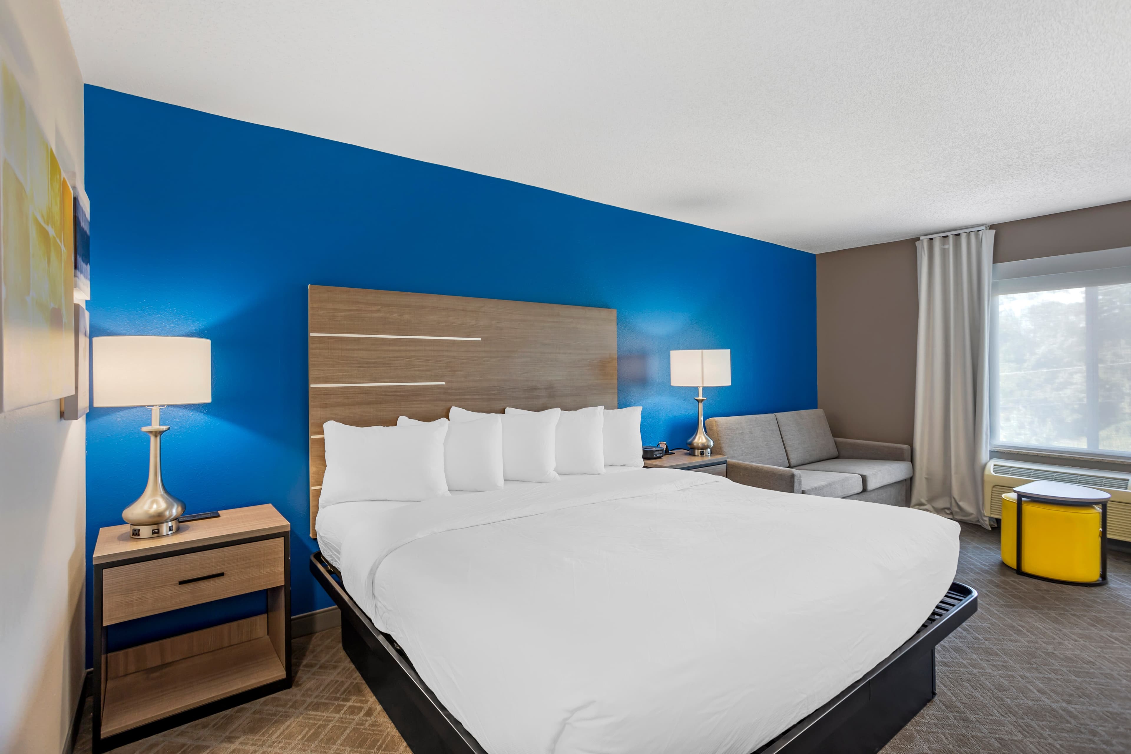 Comfort Inn & Suites Harrisburg-Hershey North — 10