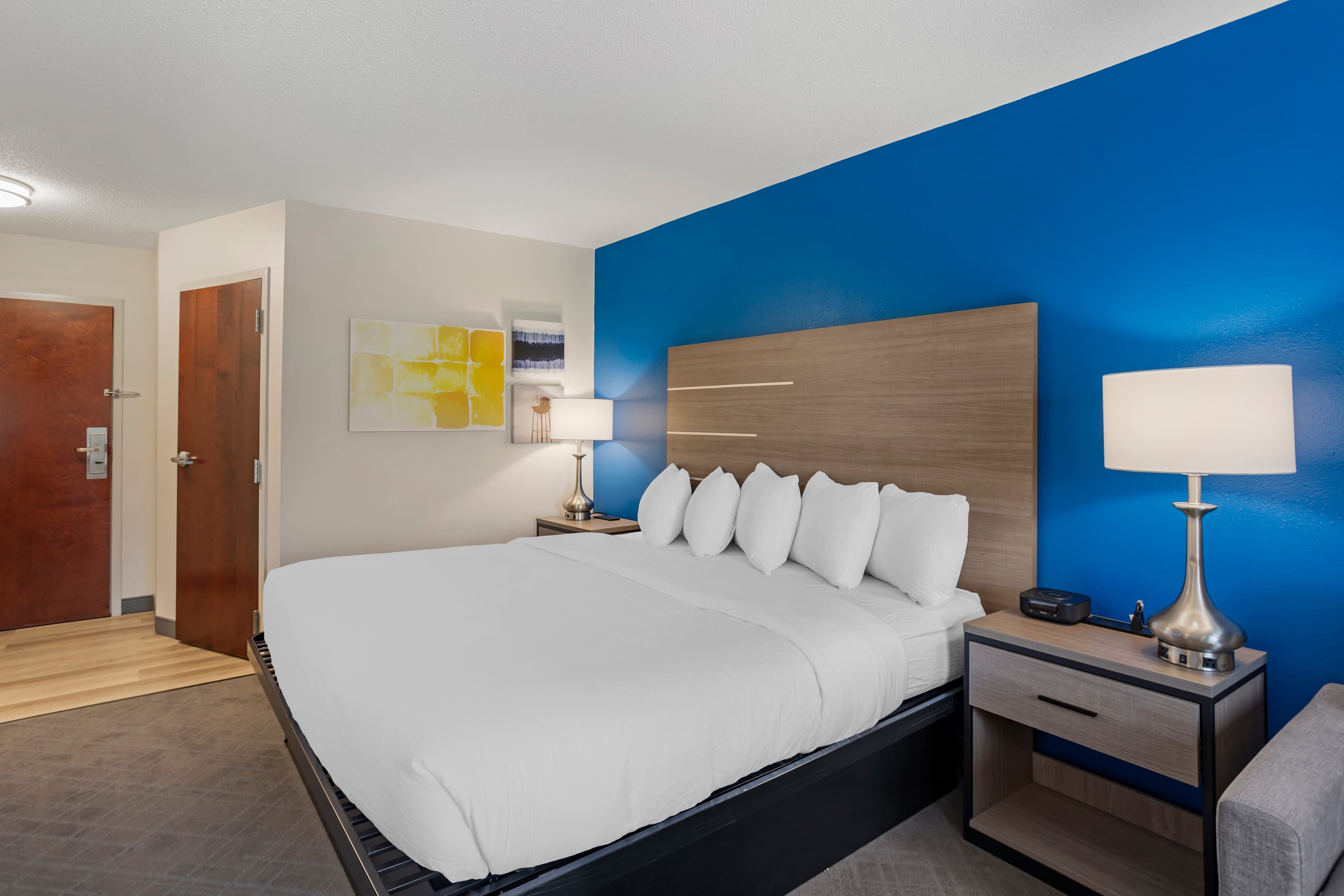 Comfort Inn & Suites Harrisburg-Hershey North — 11