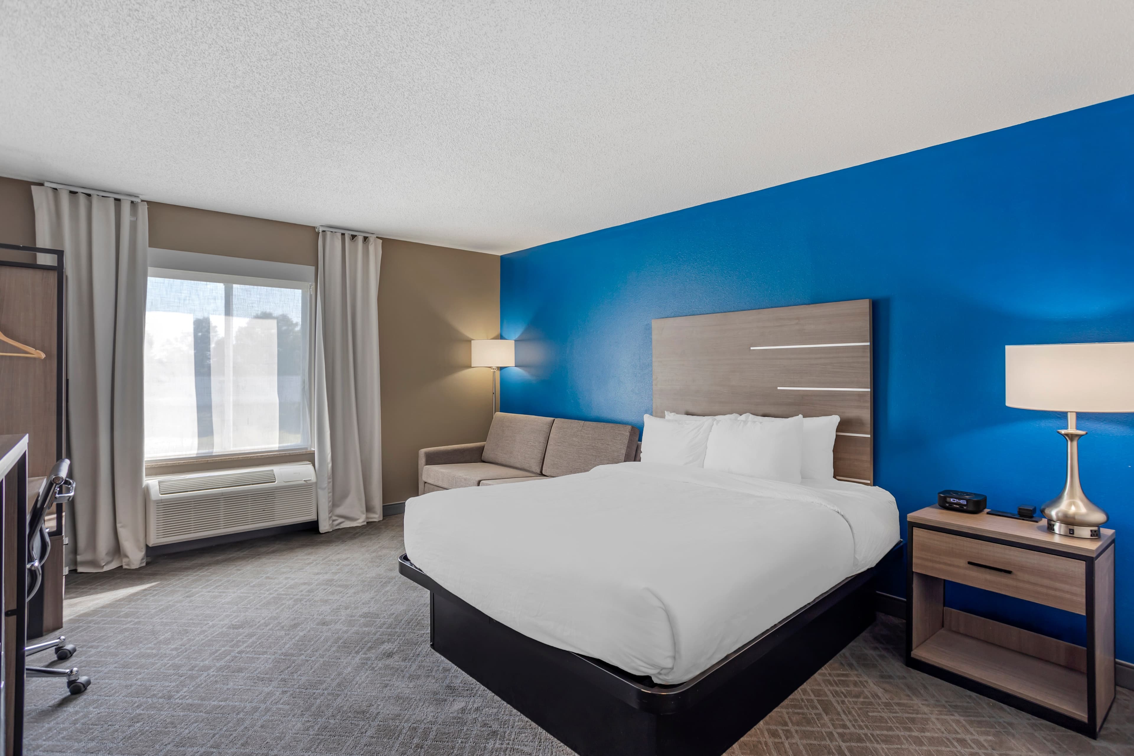 Comfort Inn & Suites Harrisburg-Hershey North — 6