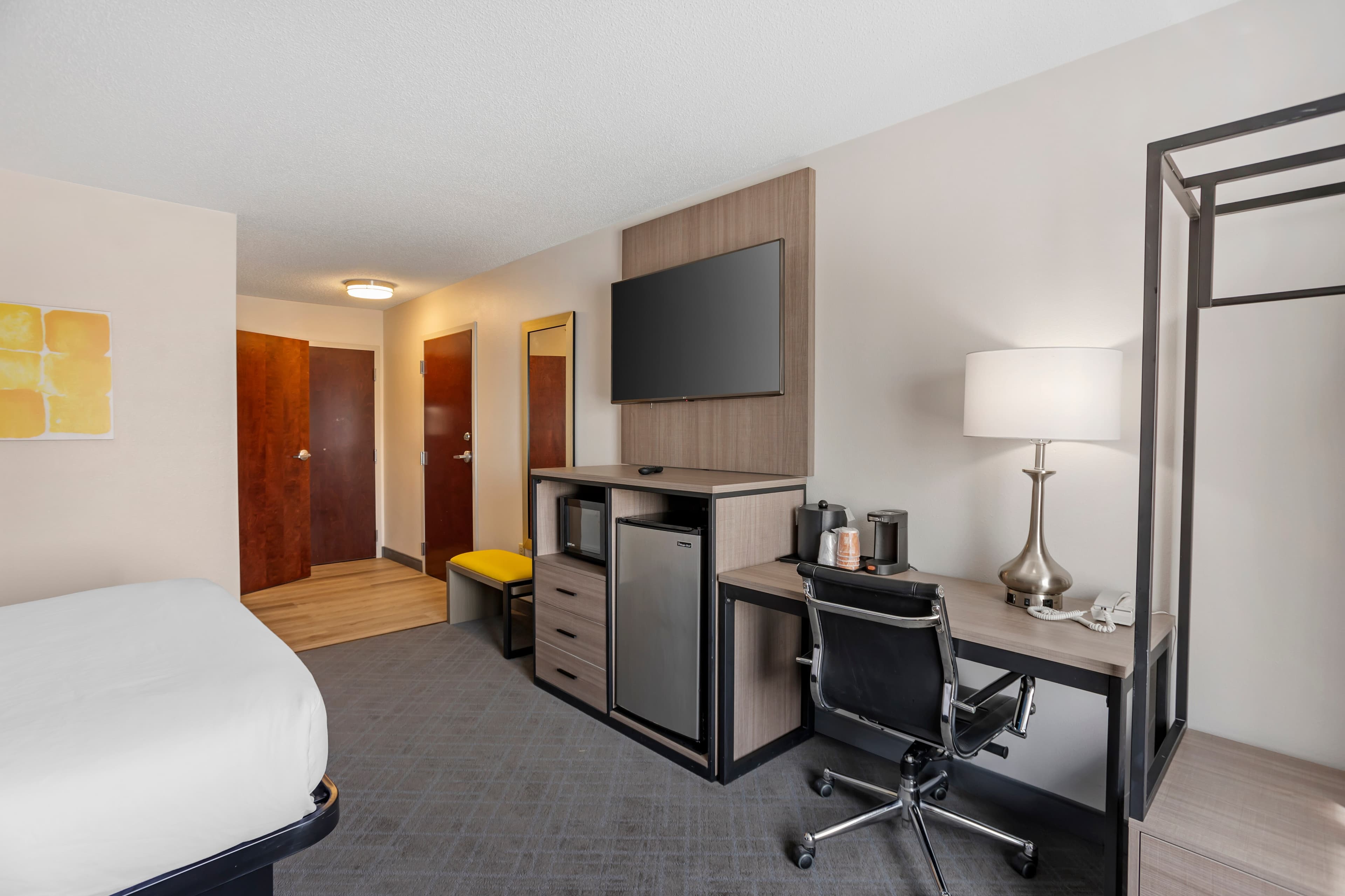 Comfort Inn & Suites Harrisburg-Hershey North — 9
