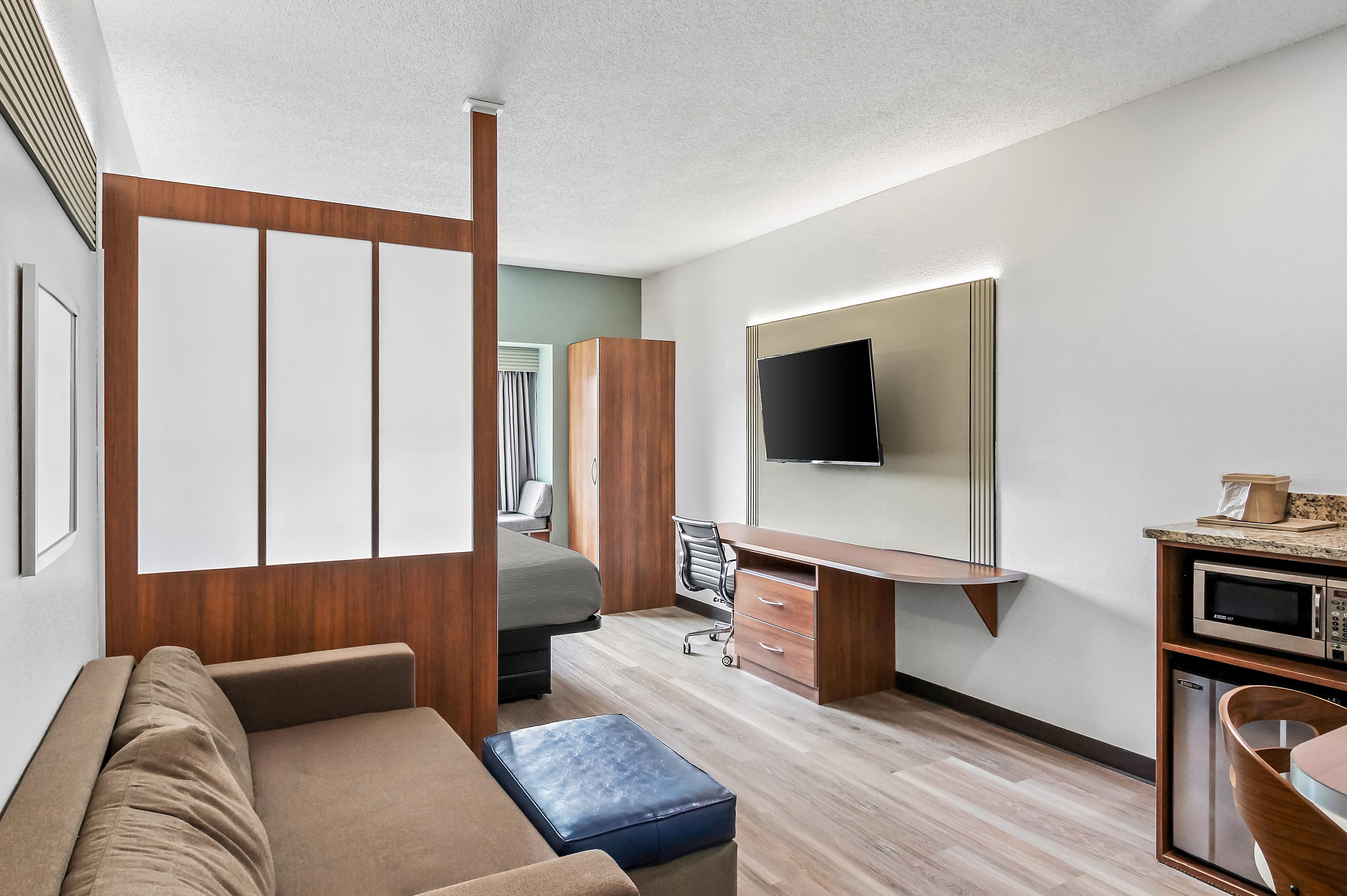 Quality Inn & Suites — 15