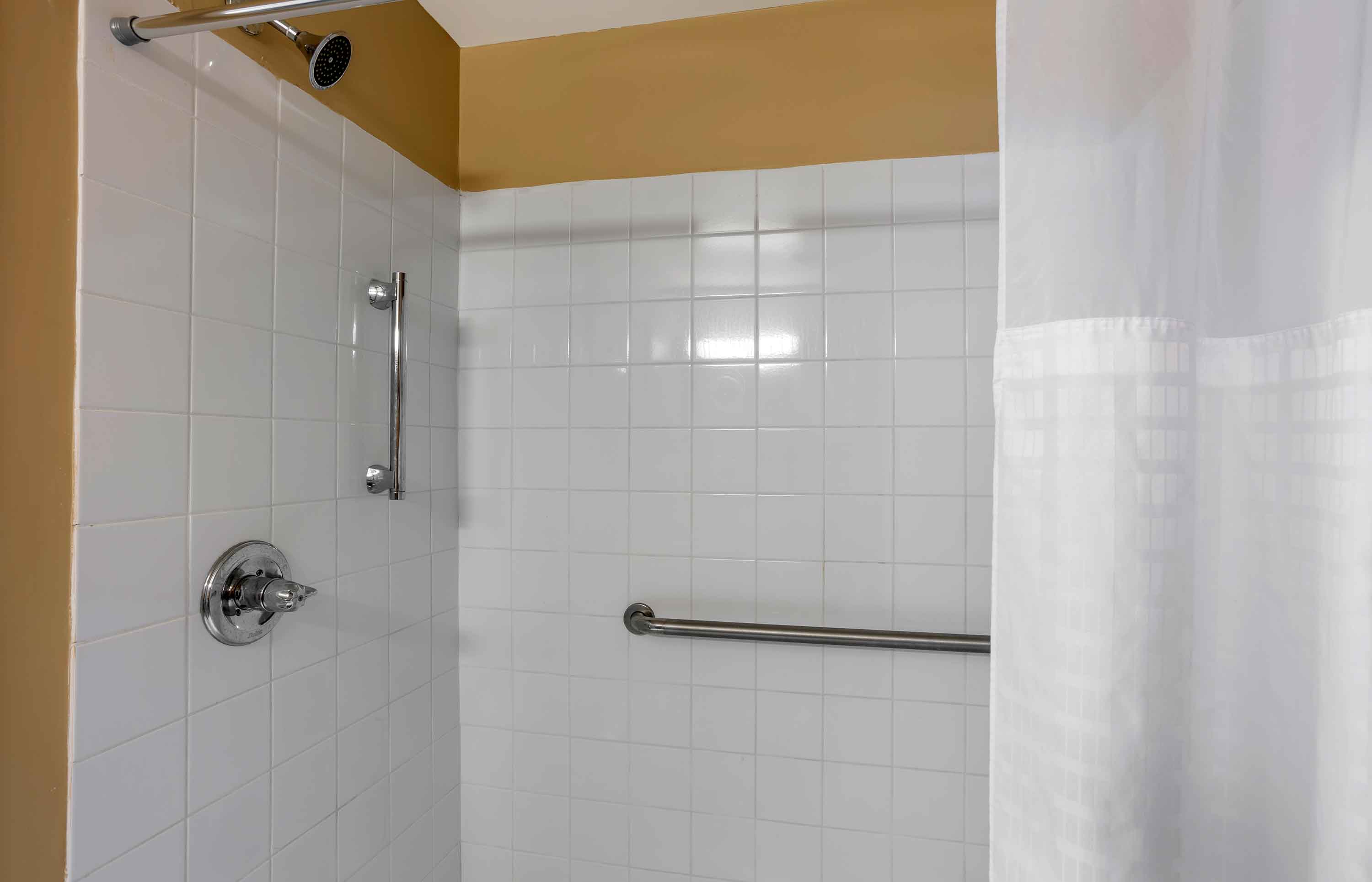 Suburban Studios Exton - Philadelphia Great Valley — 11