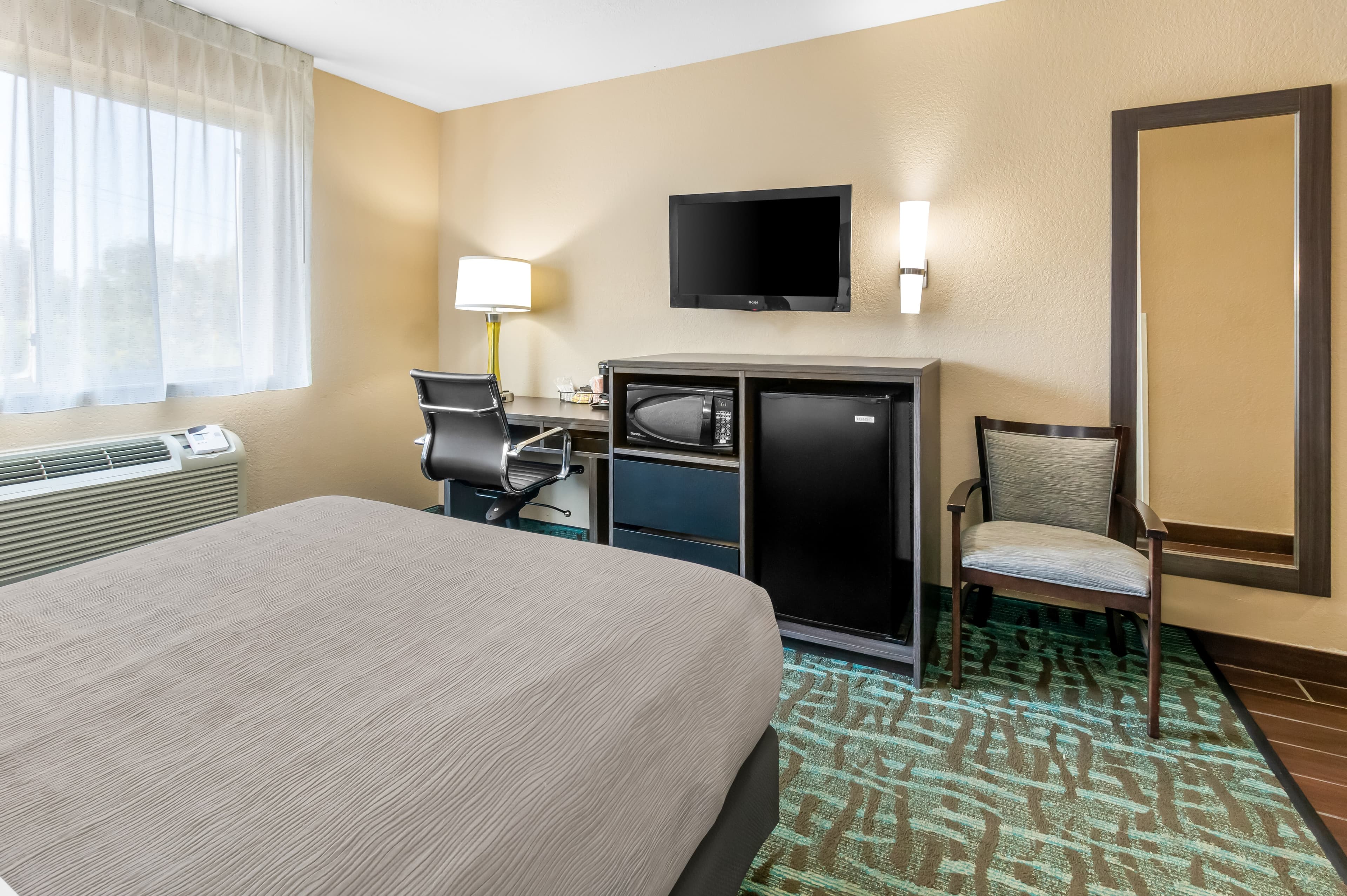 Quality Inn Johnstown - Image 3