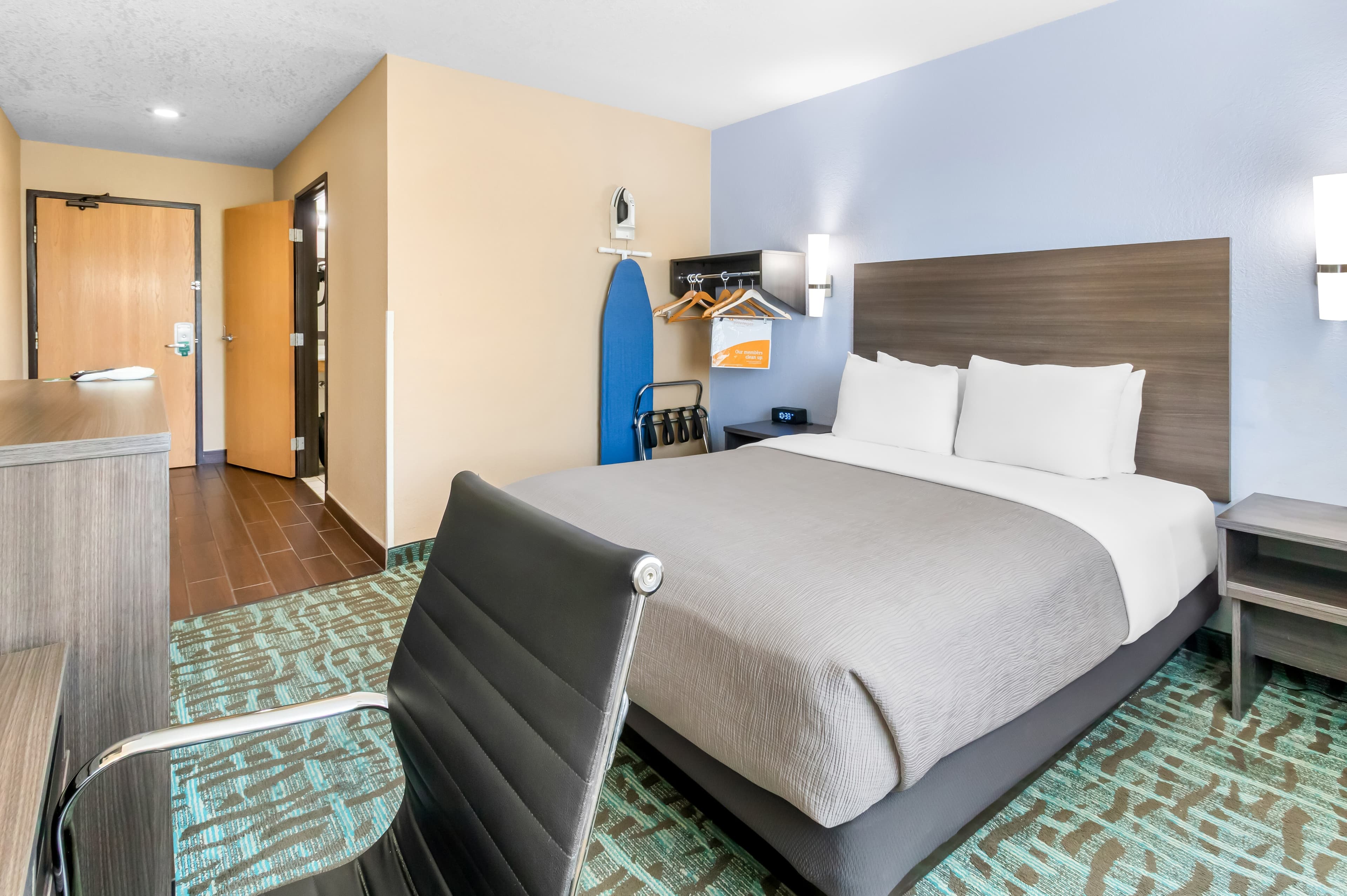 Quality Inn Johnstown - Image 5