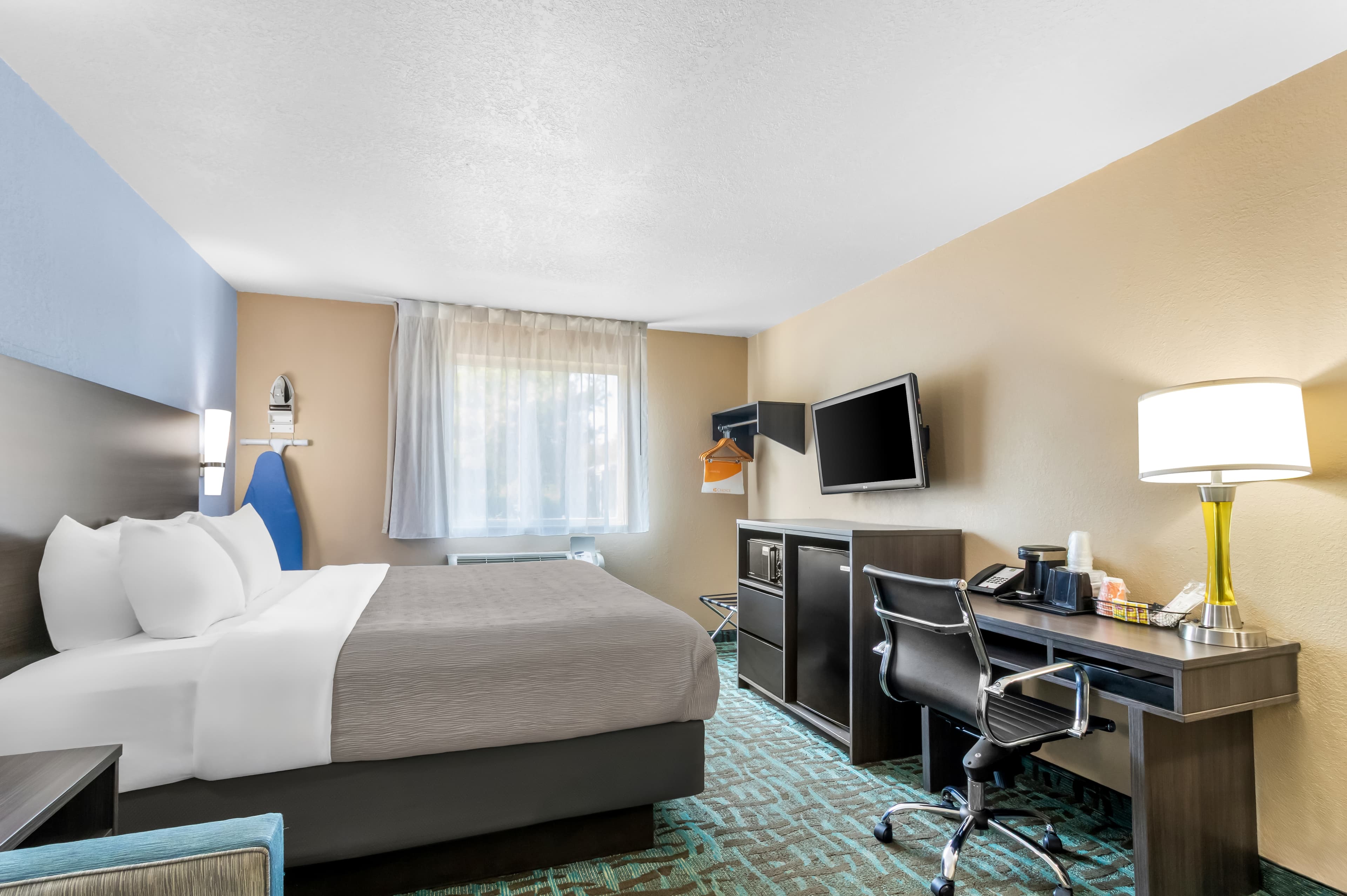 Quality Inn Johnstown — 8