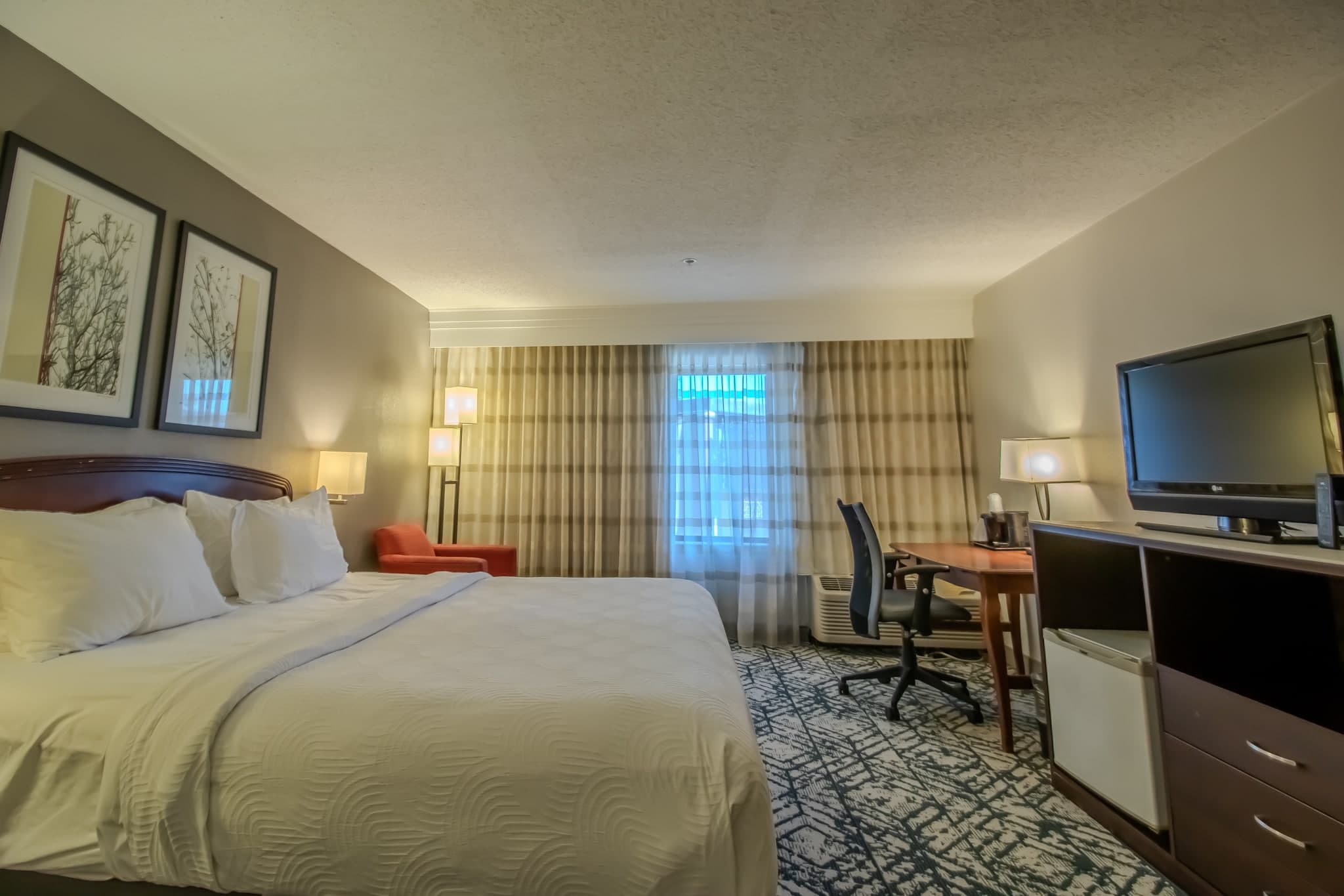 Country Inn & Suites by Radisson, Convention Center - Image 4