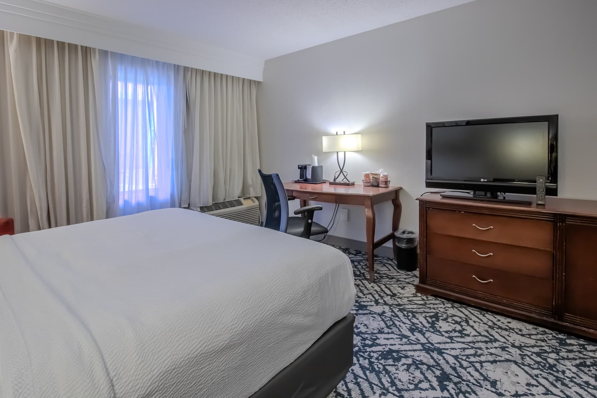 Country Inn & Suites by Radisson, Convention Center — 22