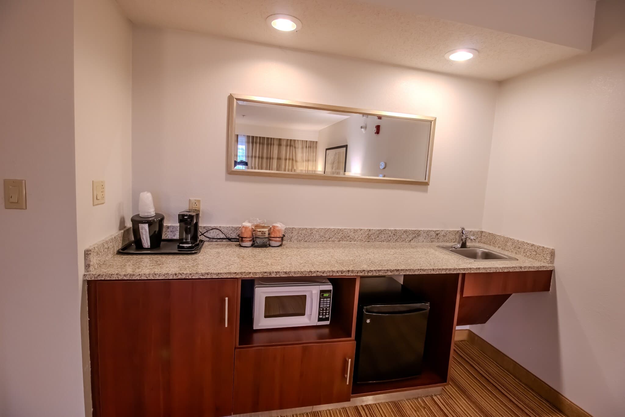 Country Inn & Suites by Radisson, Convention Center — 126
