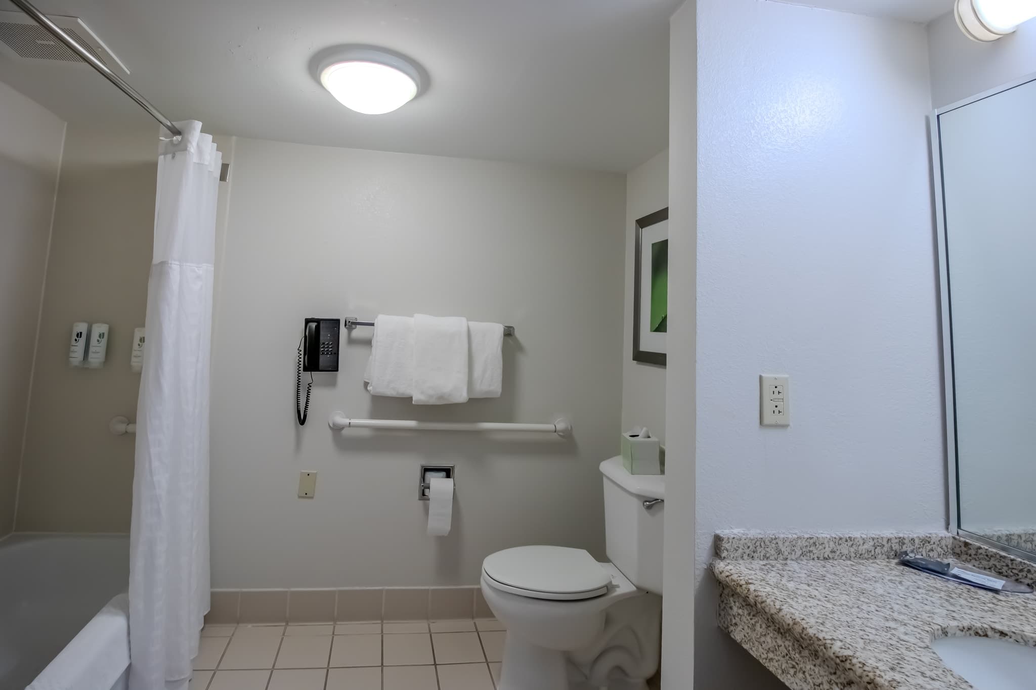 Country Inn & Suites by Radisson, Convention Center — 130