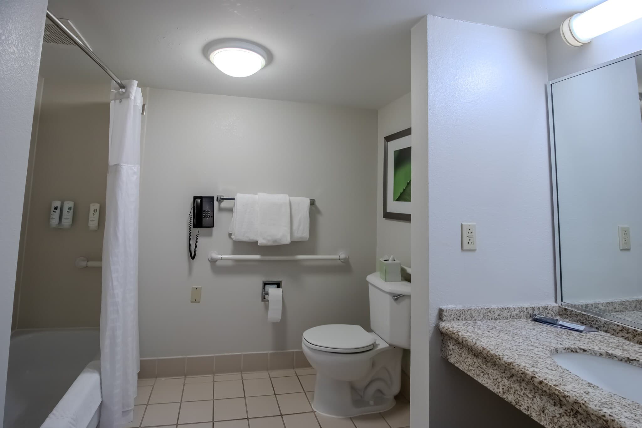 Country Inn & Suites by Radisson, Convention Center — 132