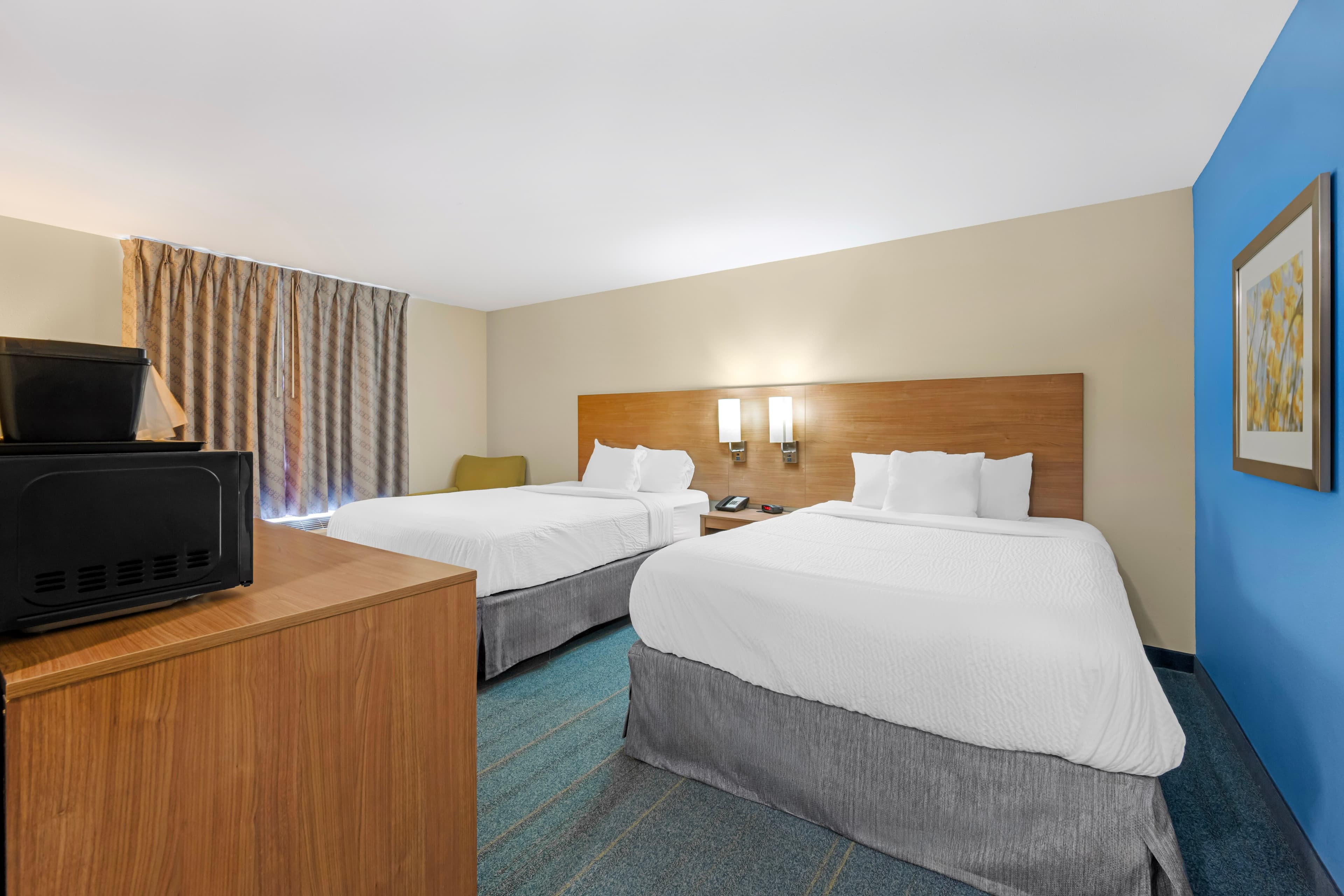 Sleep Inn & Suites Altoona North — 7