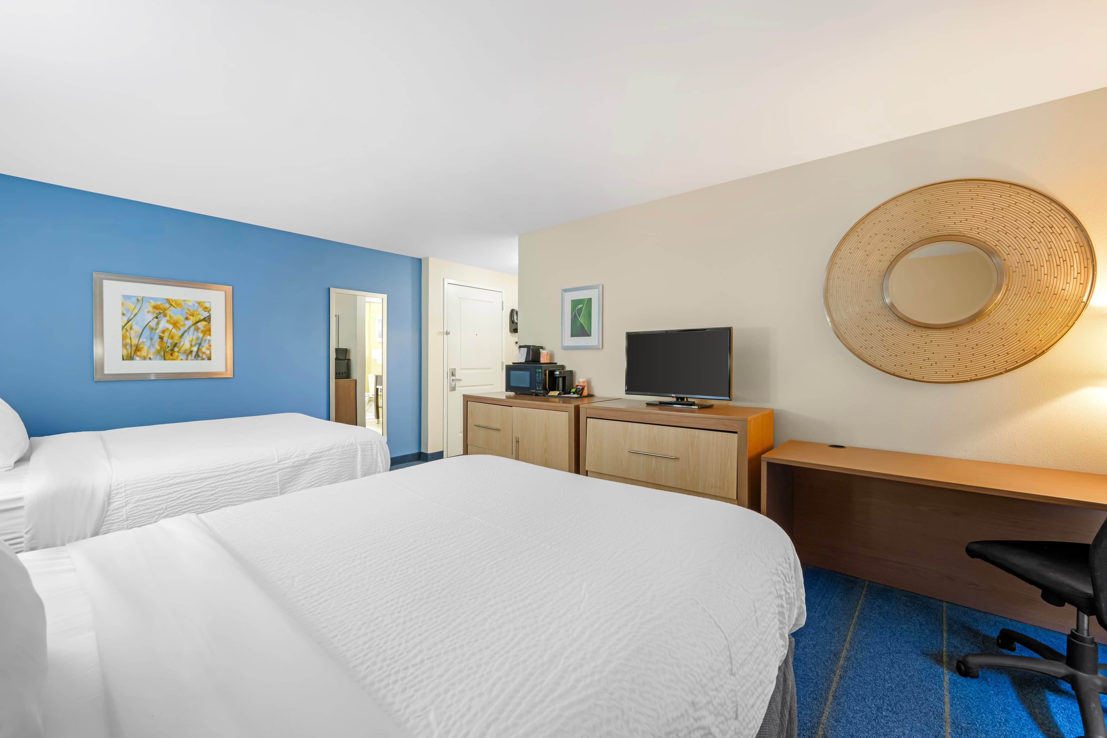 Sleep Inn & Suites Altoona North — 9