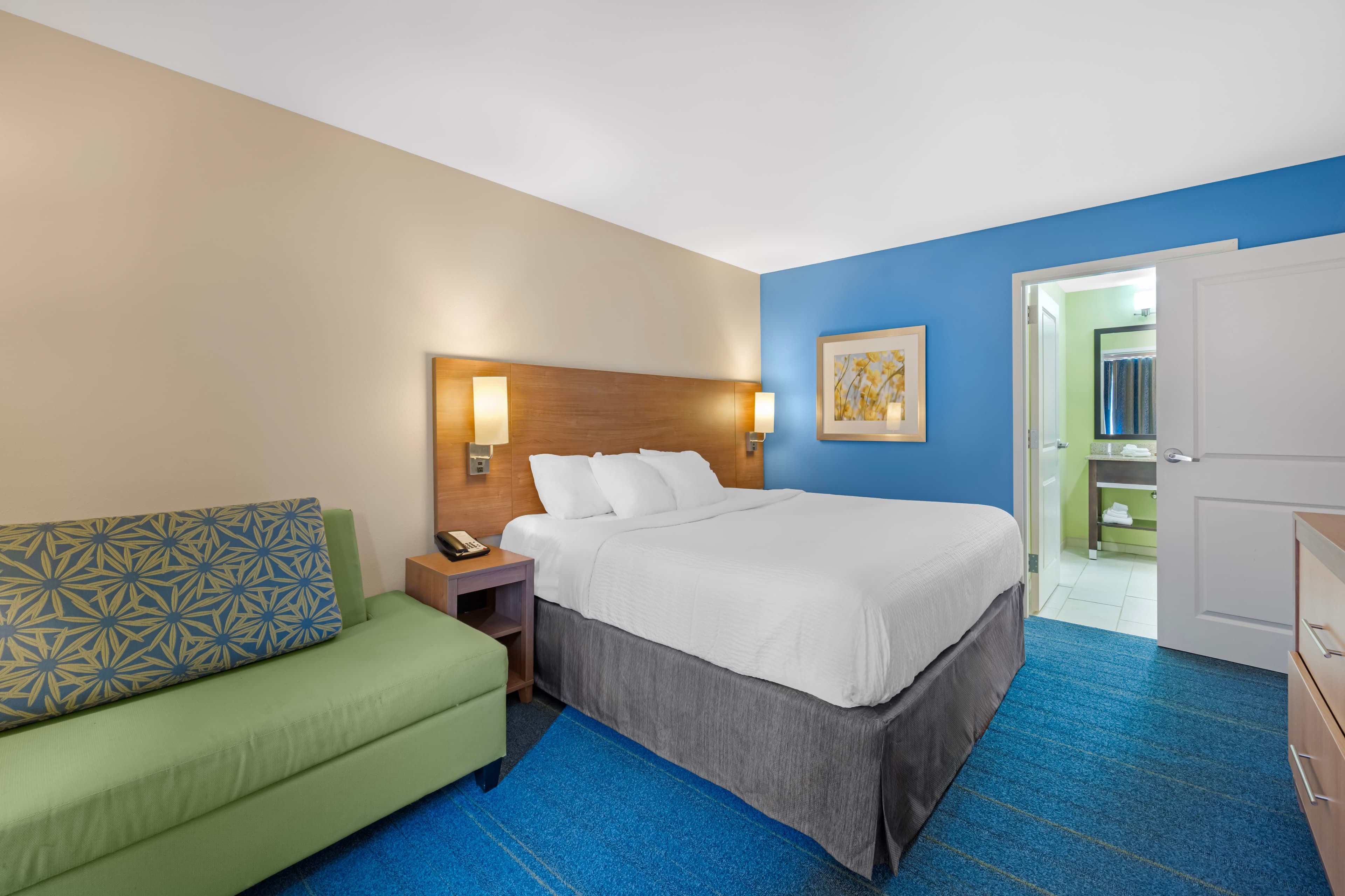 Sleep Inn & Suites Altoona North — 11