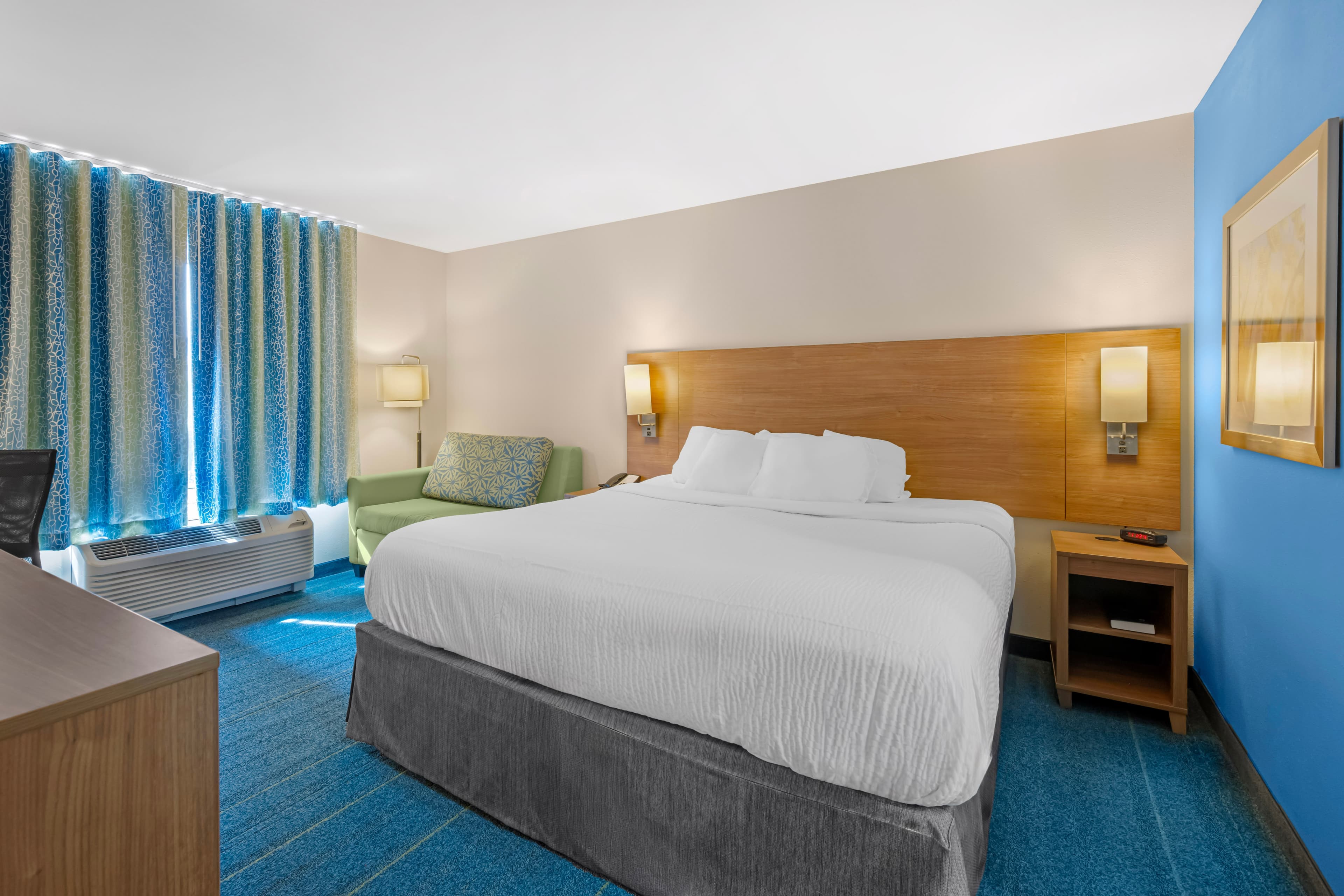 Sleep Inn & Suites Altoona North — 12