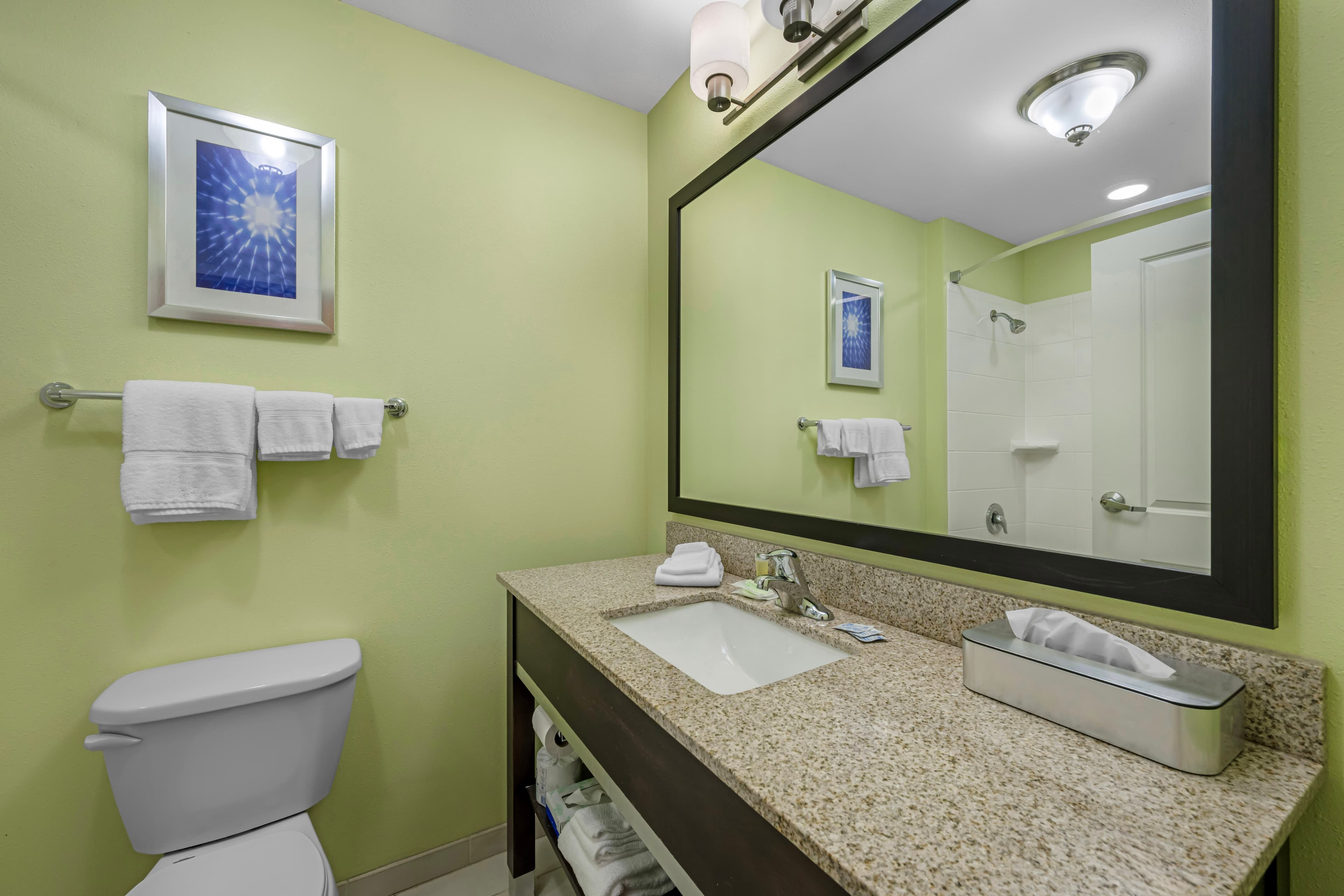 Sleep Inn & Suites Altoona North — 18