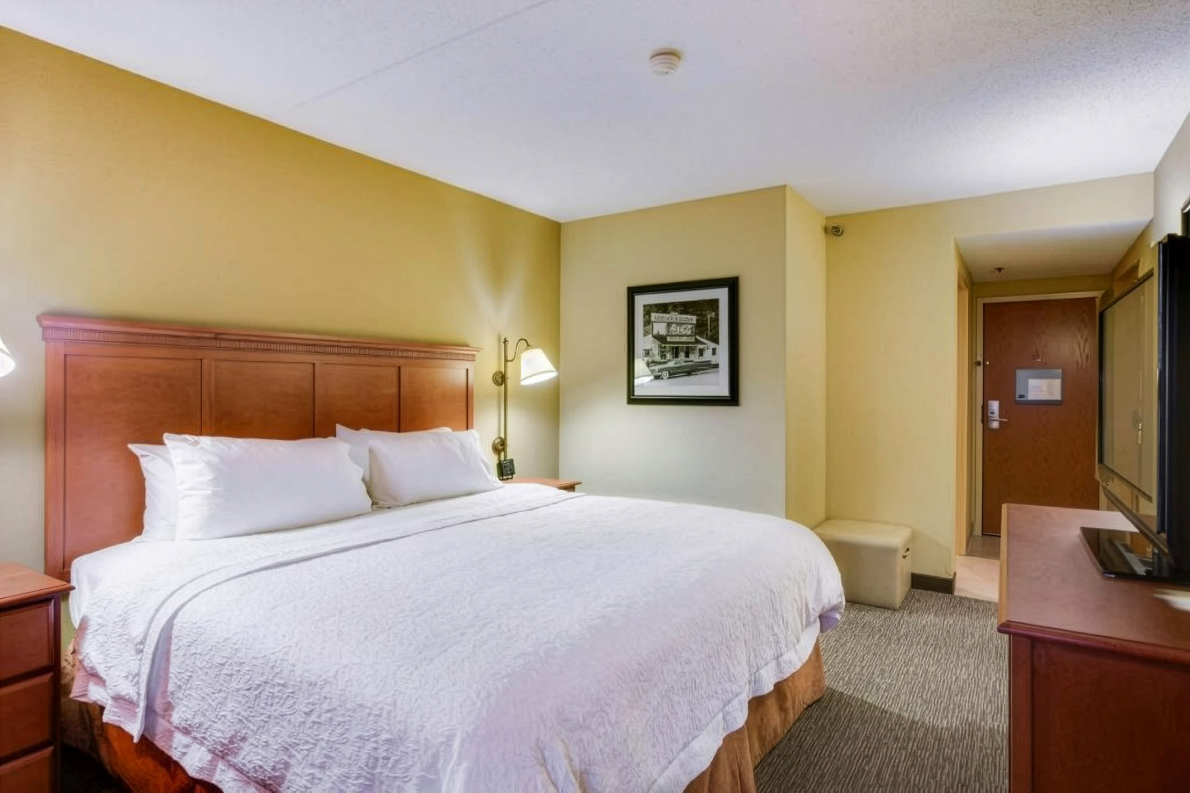 Pittsburgh Airport Inn and Suites — 13