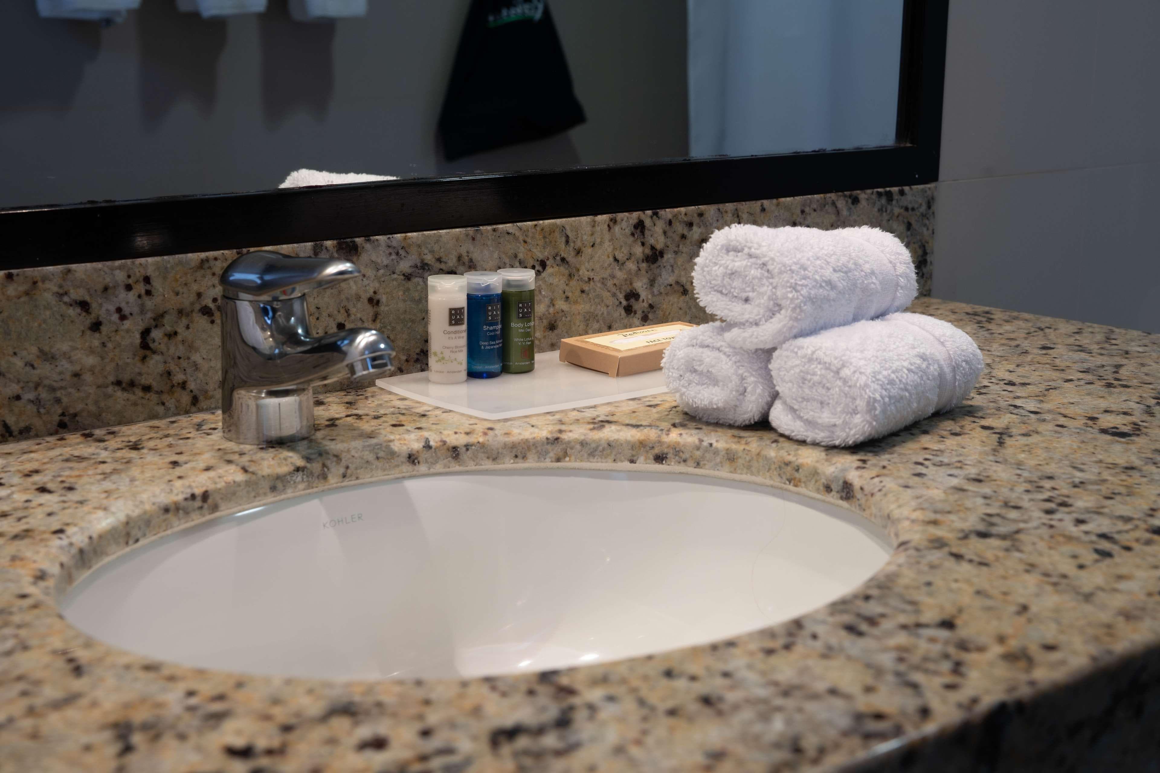 Radisson Hotel Decapolis Miraflores — 16