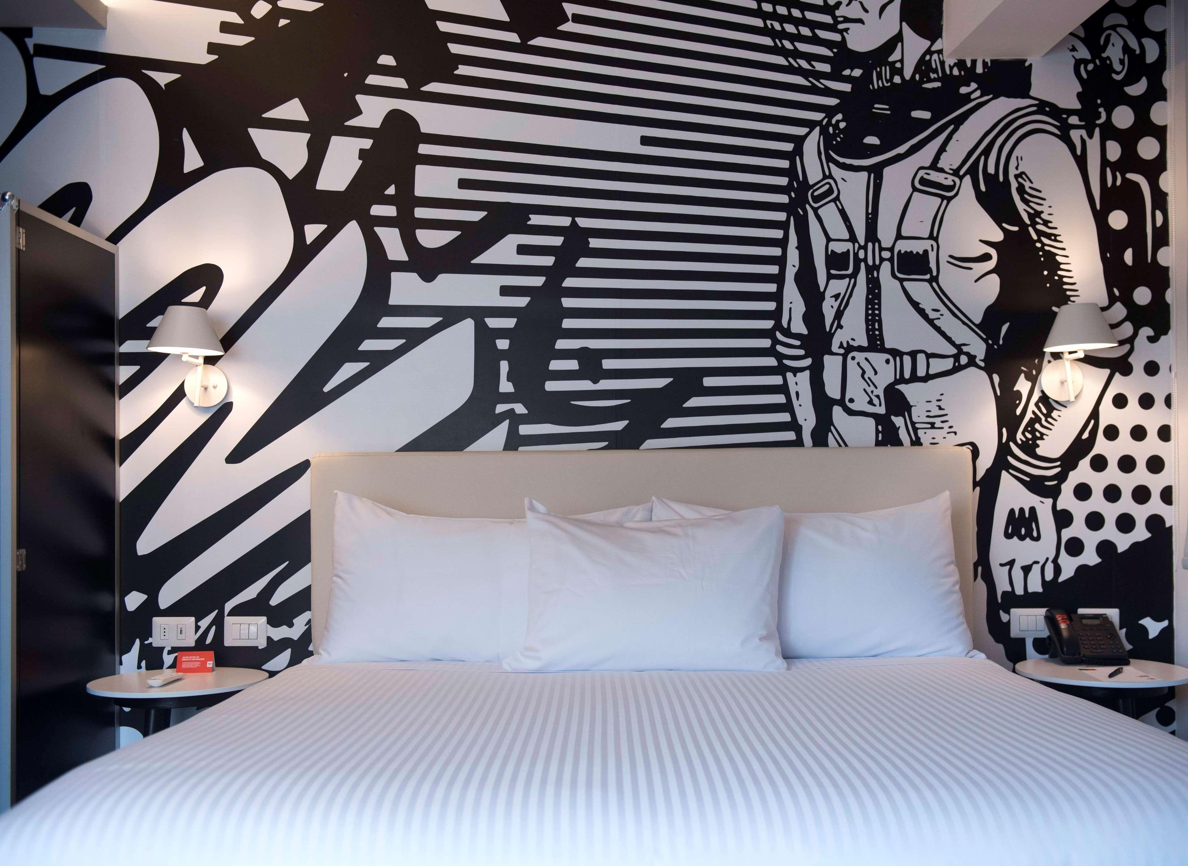 Radisson RED Miraflores - Image 5
