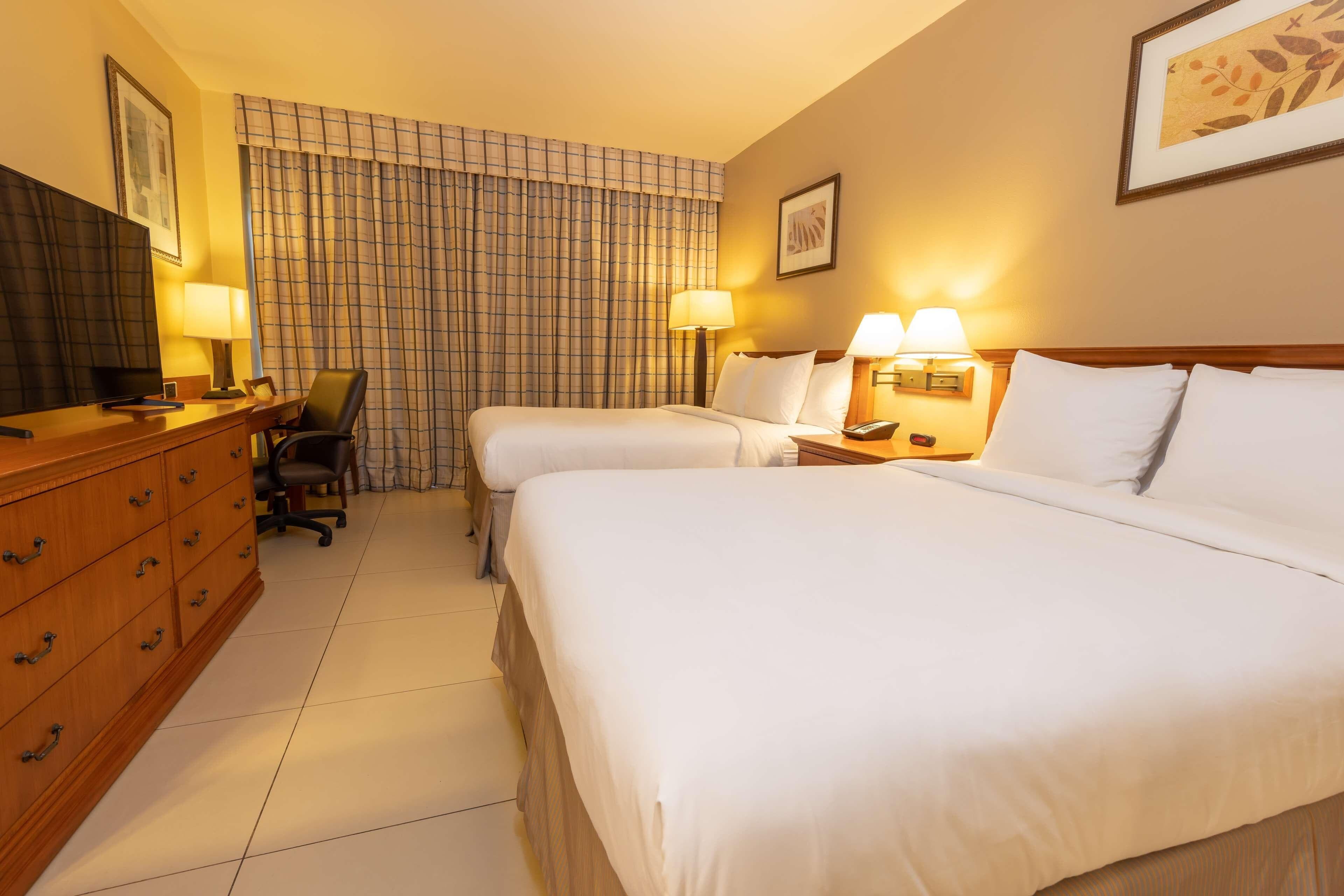 Radisson Hotel Panama Canal — 13