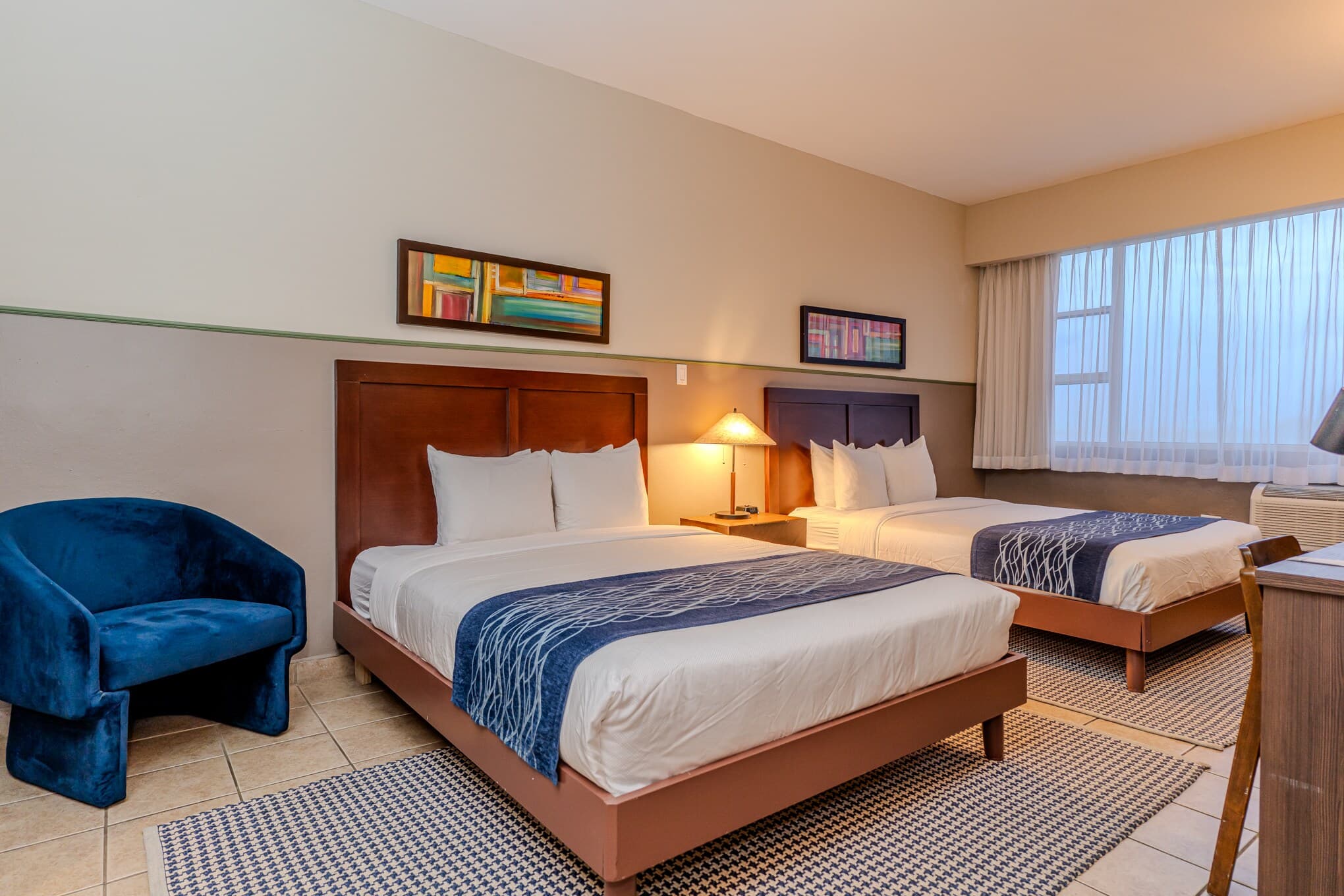 Comfort Inn & Suites — 8
