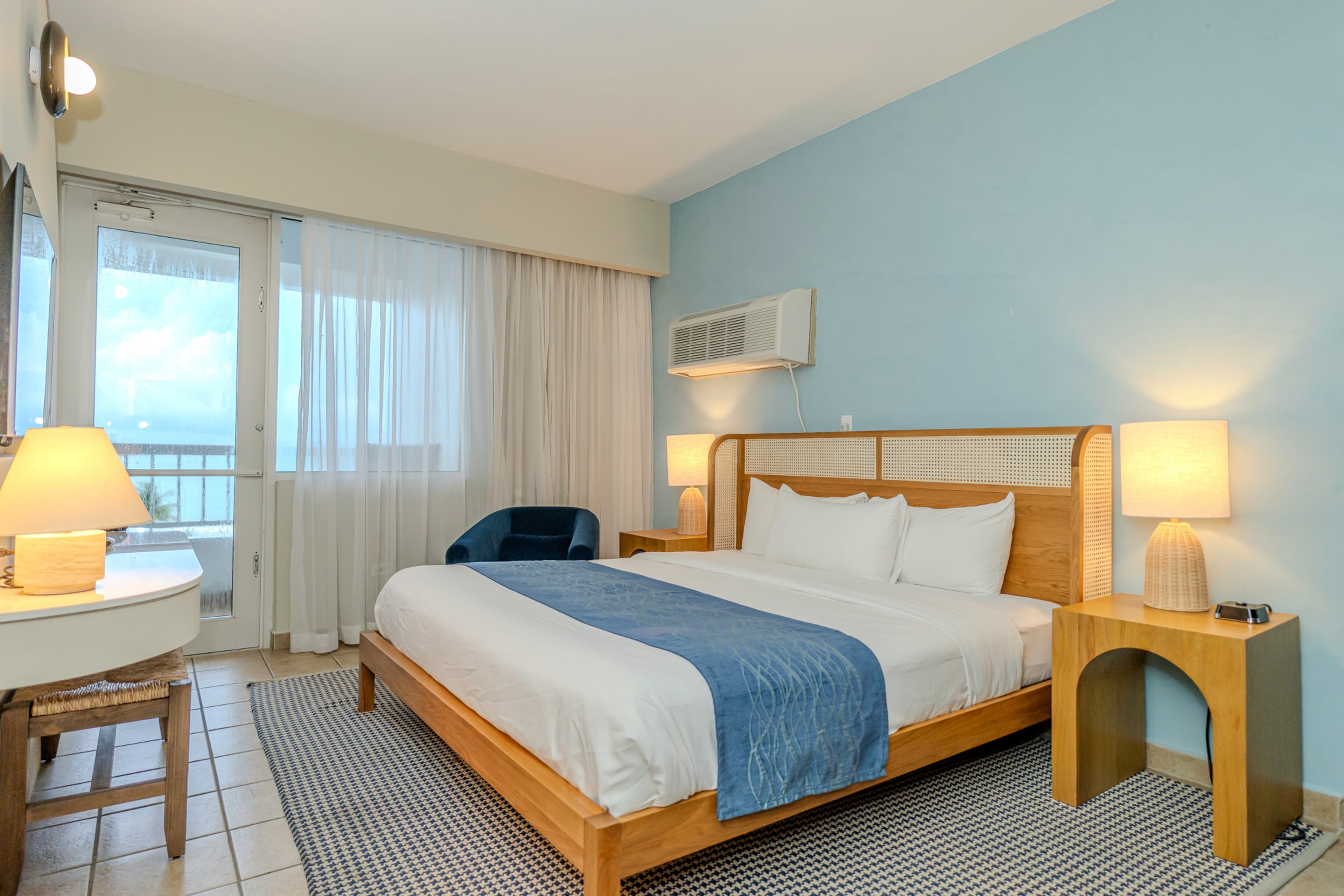 Comfort Inn & Suites — 28