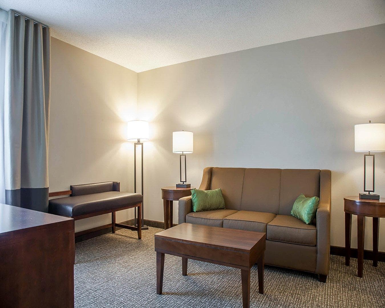 Comfort Suites West Warwick - Providence - Image 5
