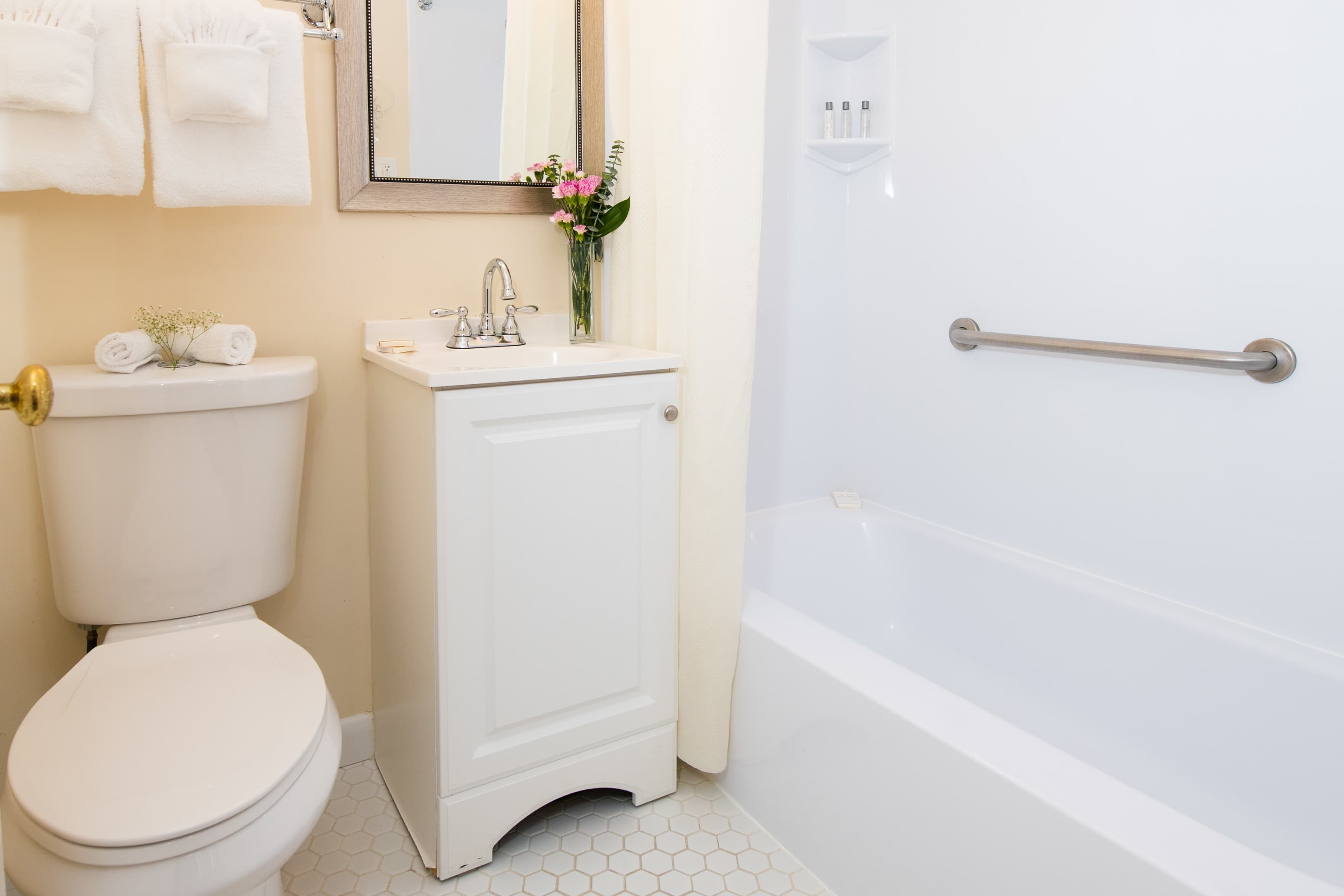 Rodeway Inn Middletown - Newport - Image 2