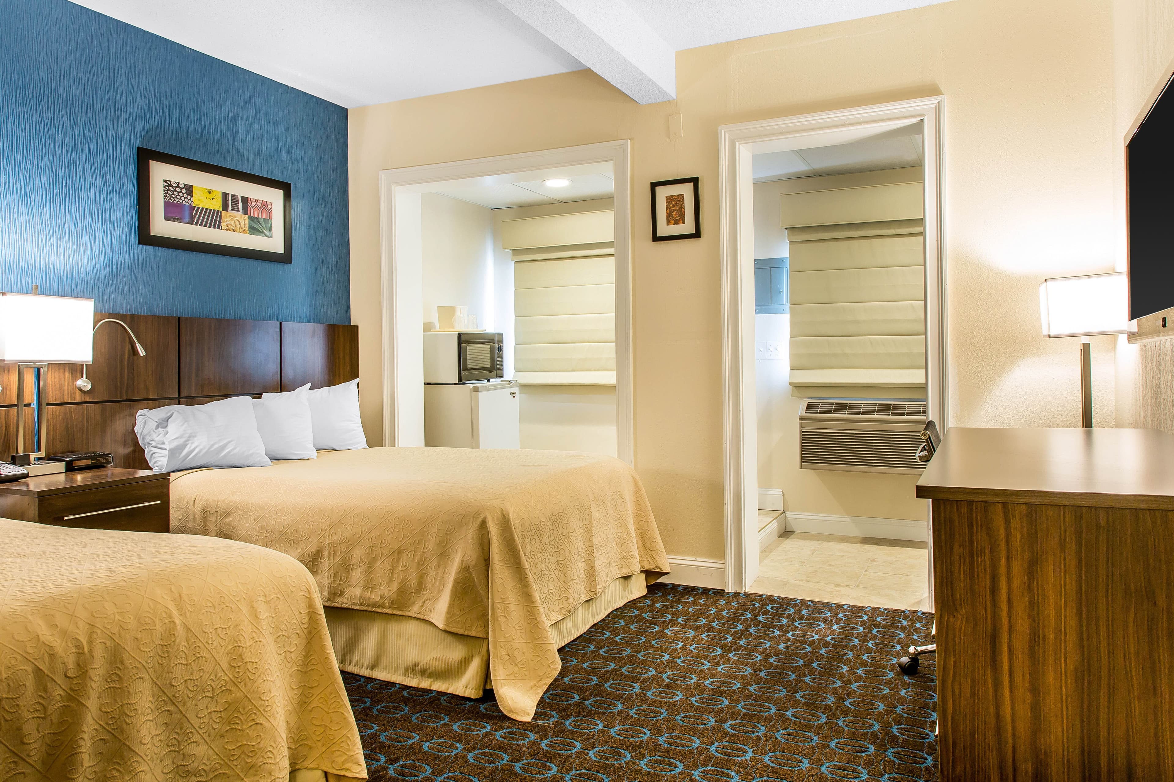 Quality Inn & Suites Middletown - Newport - Image 3