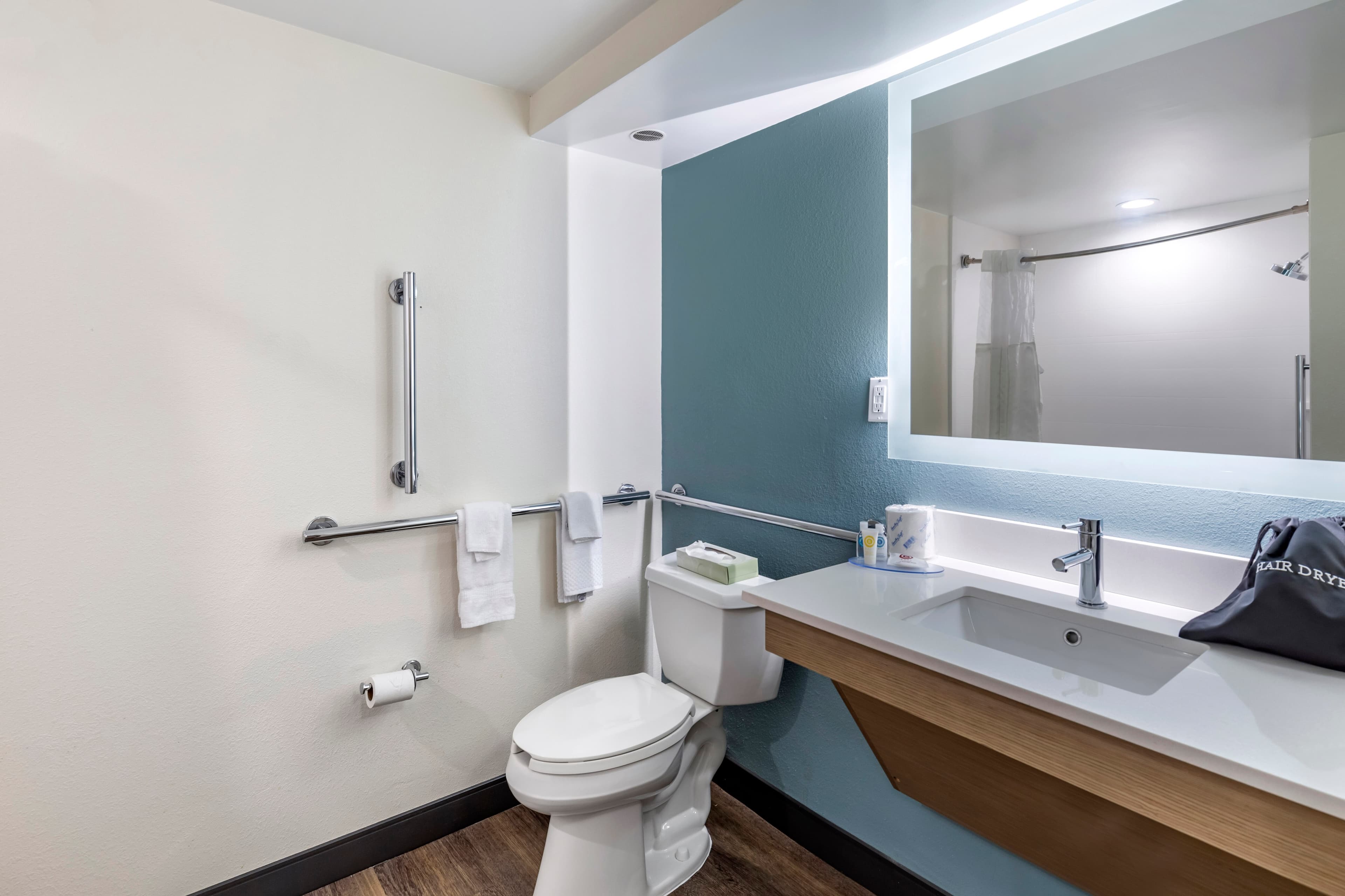 Comfort Suites Anderson-Clemson - Image 5