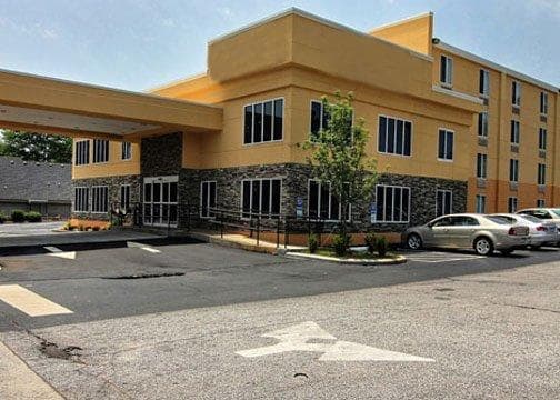 Quality Inn & Suites Greenville near downtown - Image 1