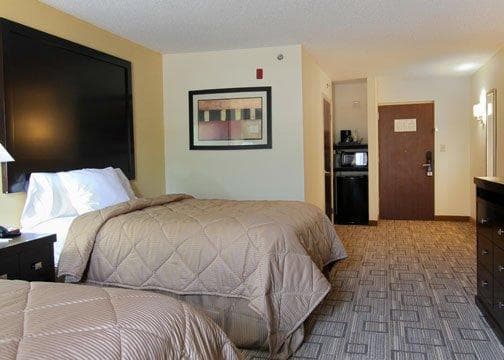 Quality Inn & Suites Greenville near downtown - Image 2
