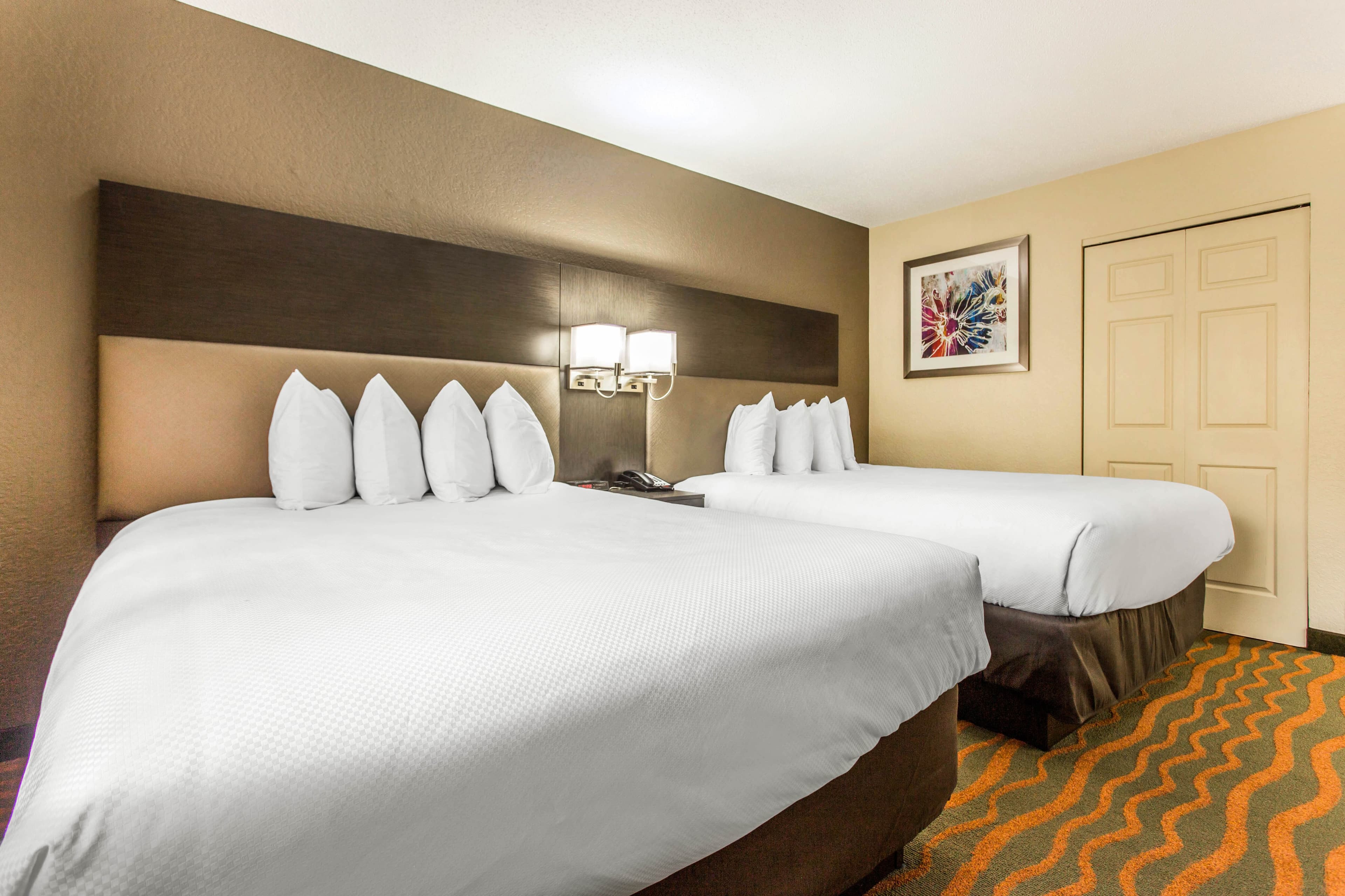 MainStay Suites Greenville Airport - Image 3