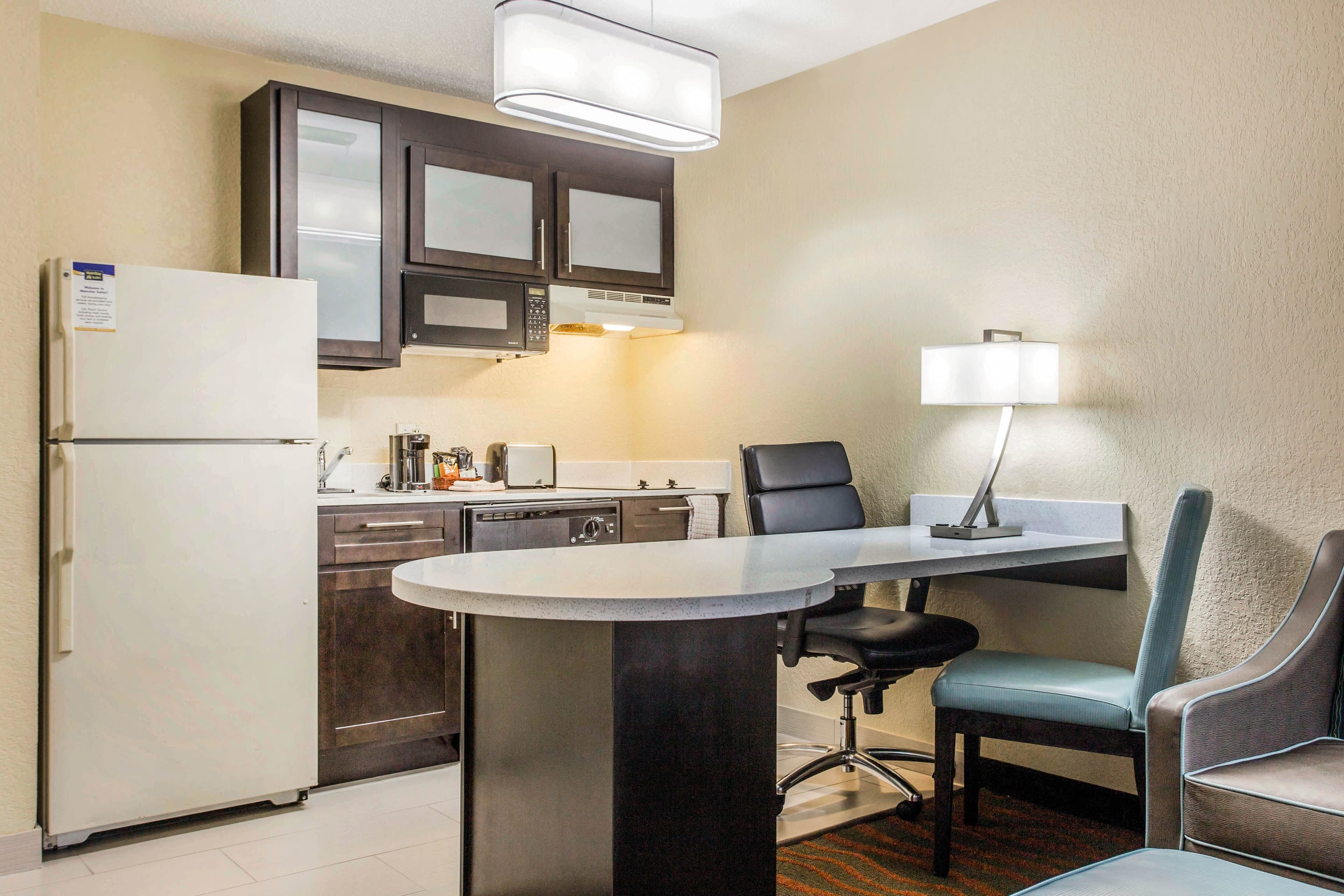 MainStay Suites Greenville Airport - Image 4