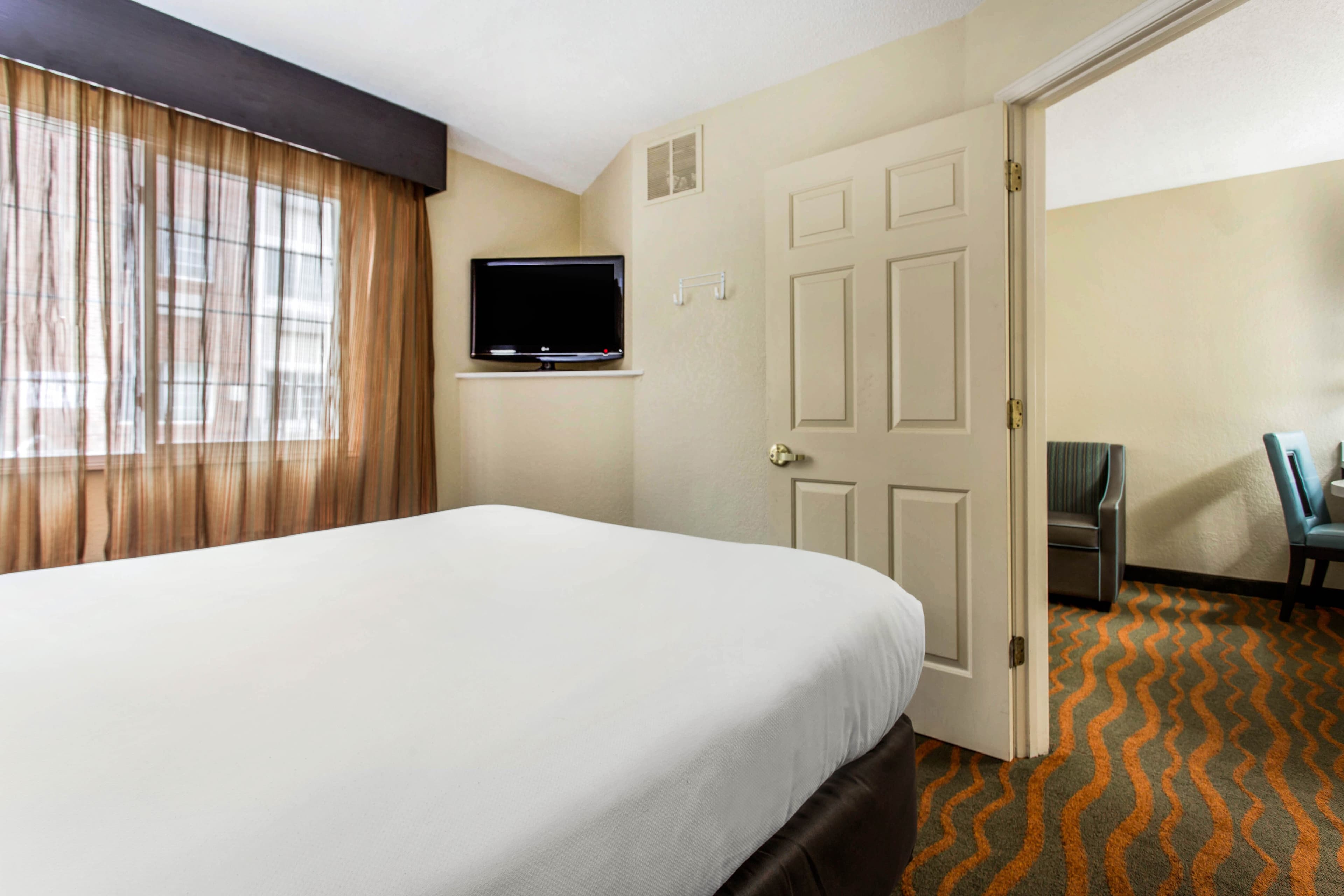 MainStay Suites Greenville Airport — 25