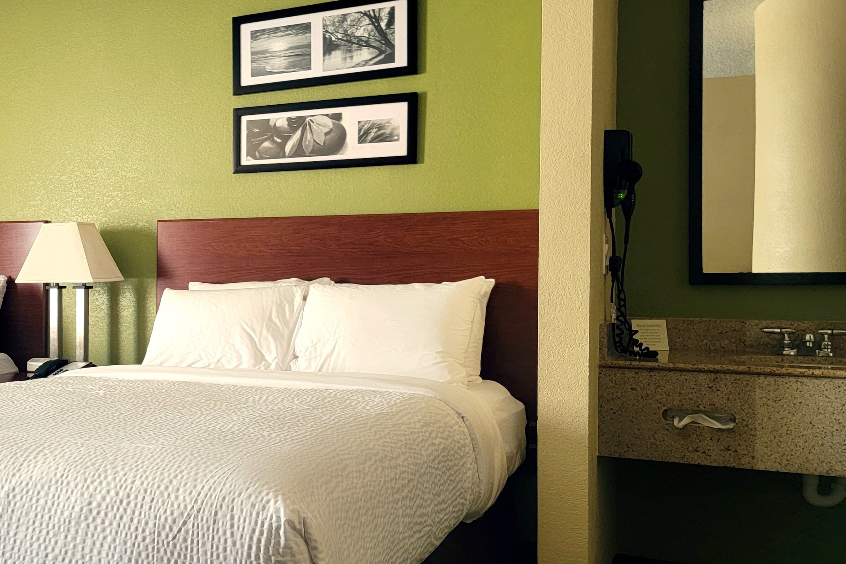 Sleep Inn Near Ft. Jackson - Image 4