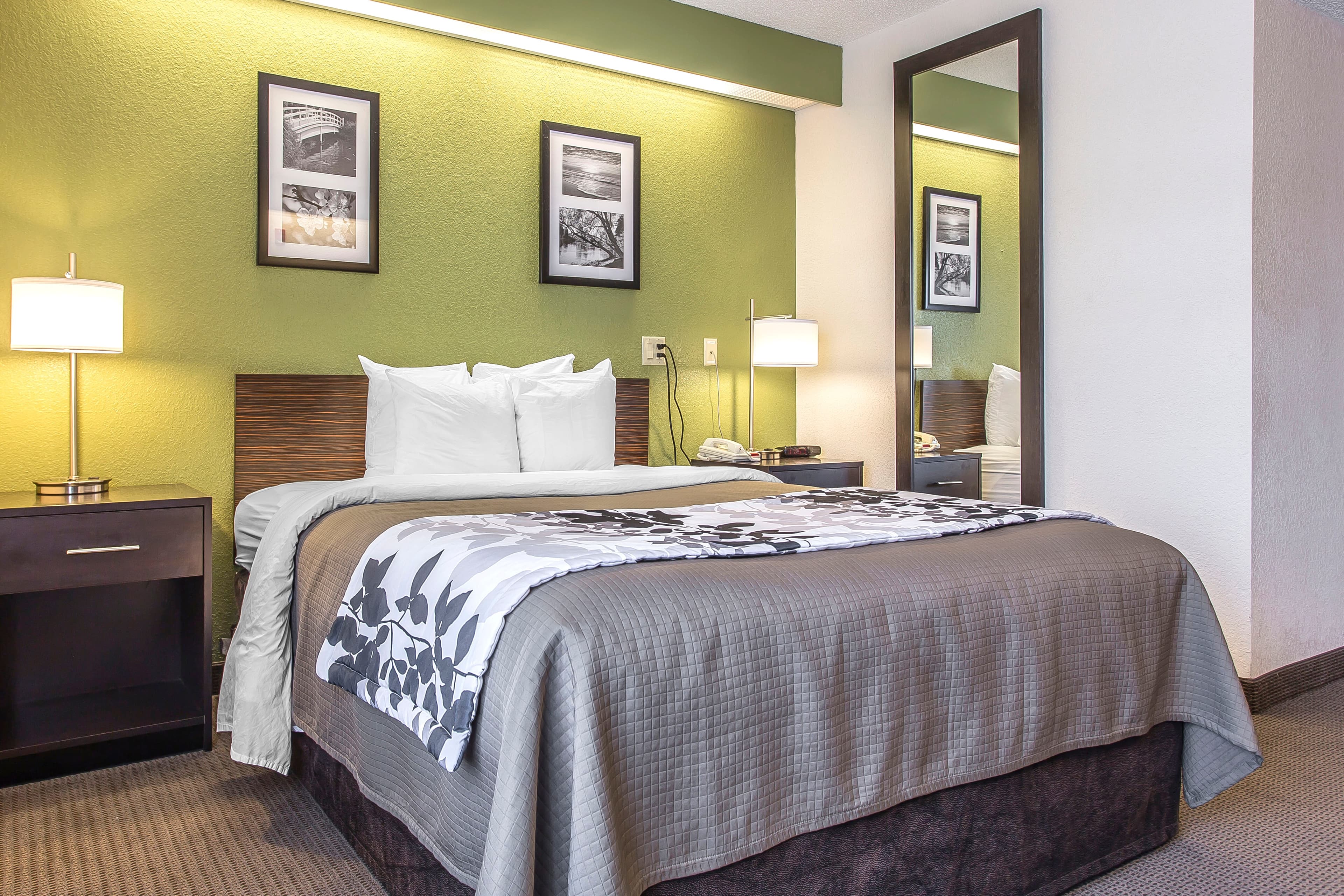 Sleep Inn & Suites North Augusta - Image 2