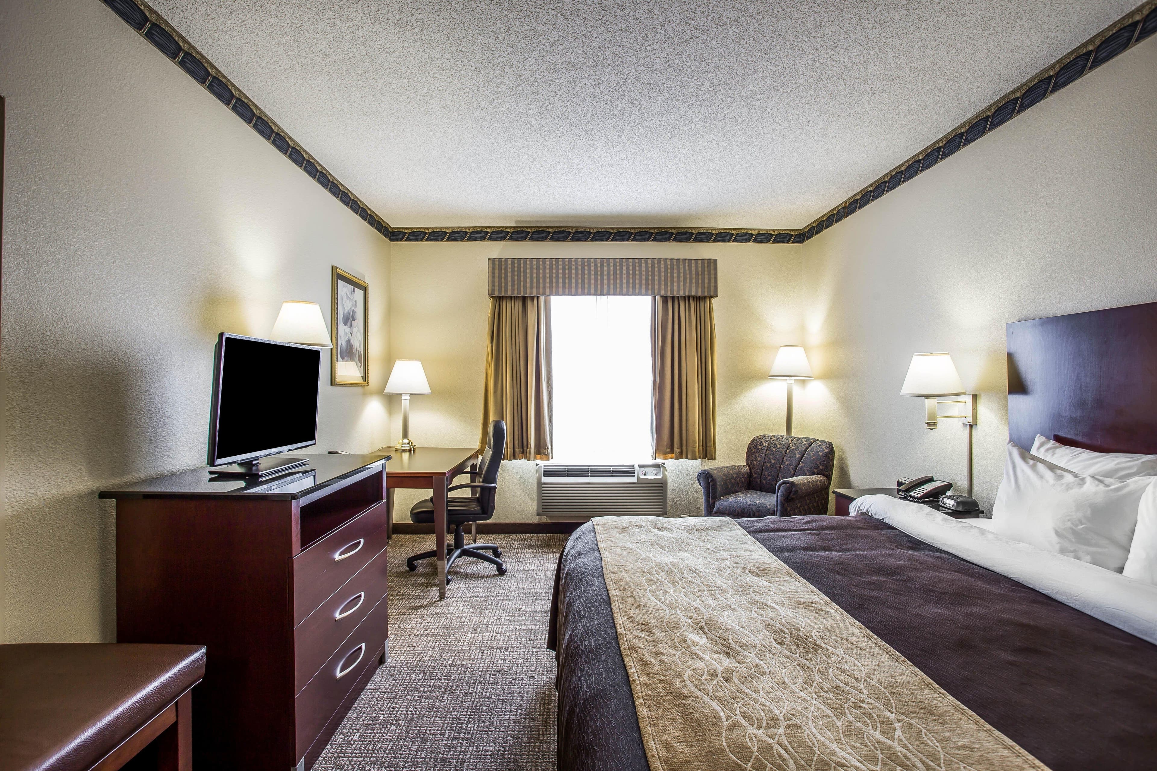 Comfort Inn & Suites Ft.Jackson Maingate - Image 5