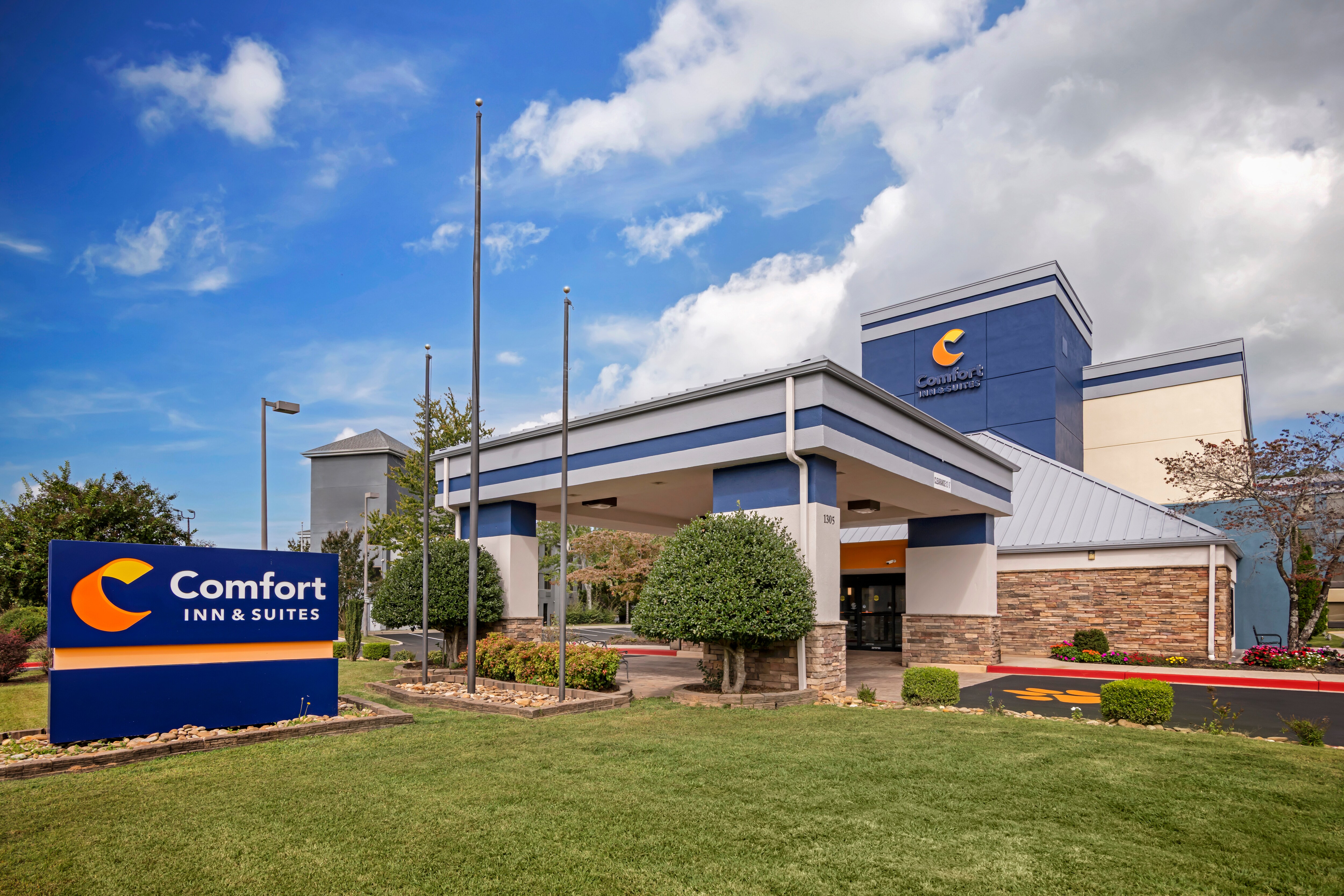 Comfort Inn & Suites Clemson - University Area - Image 1
