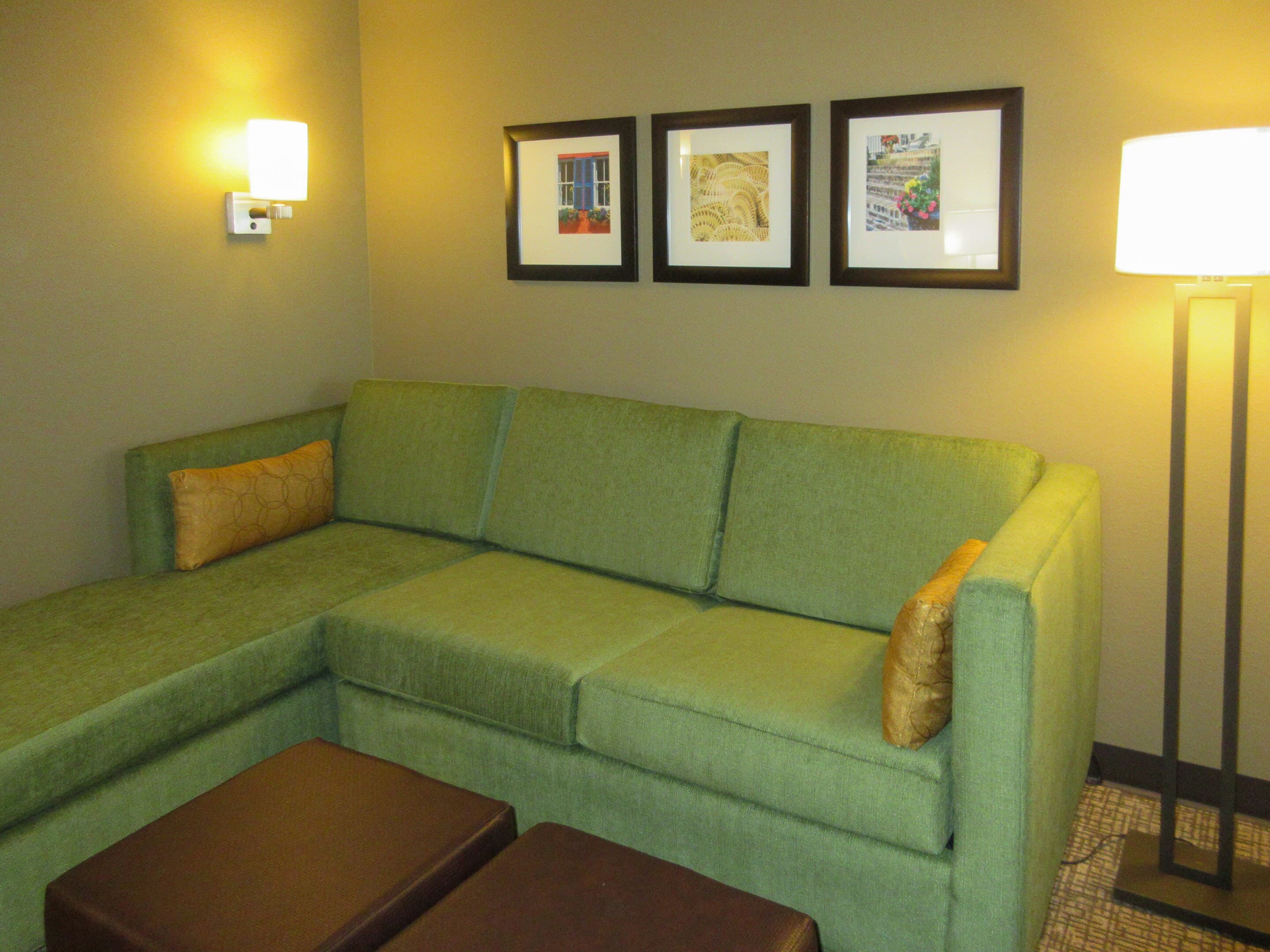 Comfort Suites Summerville - Image 3