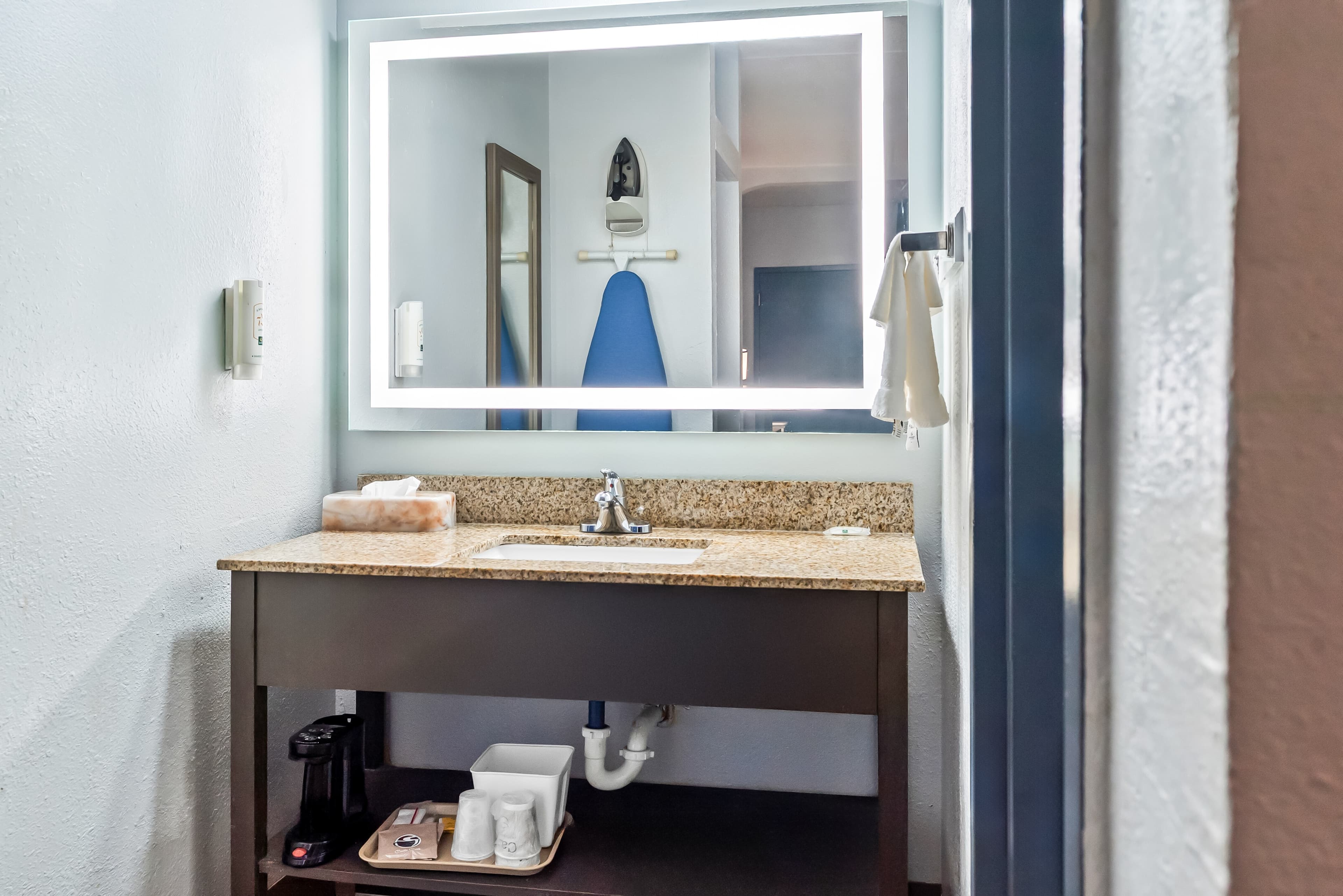 Quality Inn & Suites Aiken East — 10