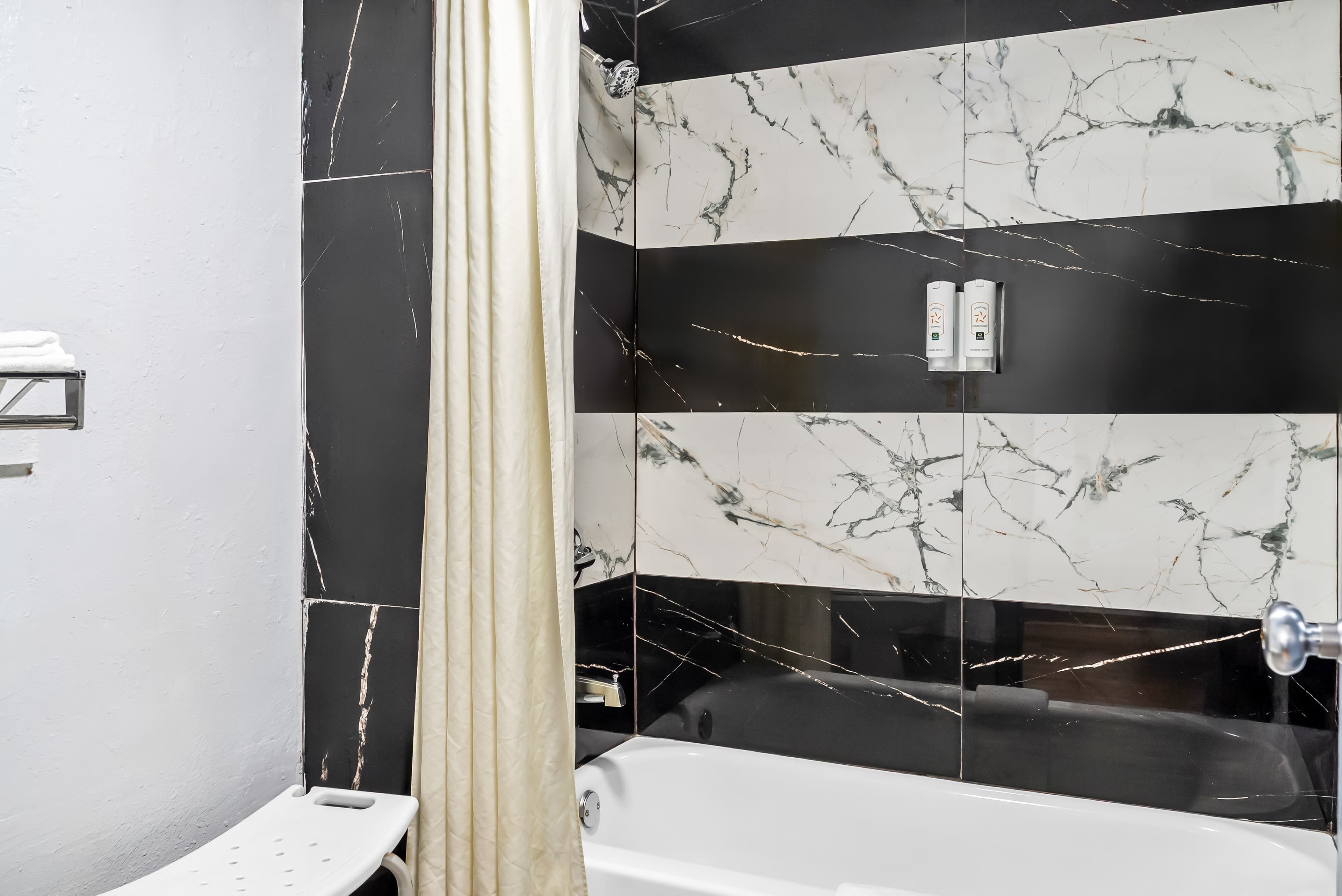 Quality Inn & Suites Aiken East — 11